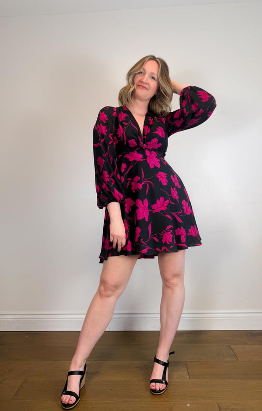 Banana Republic Floral Mini Dress in Black/Pink (Size M)