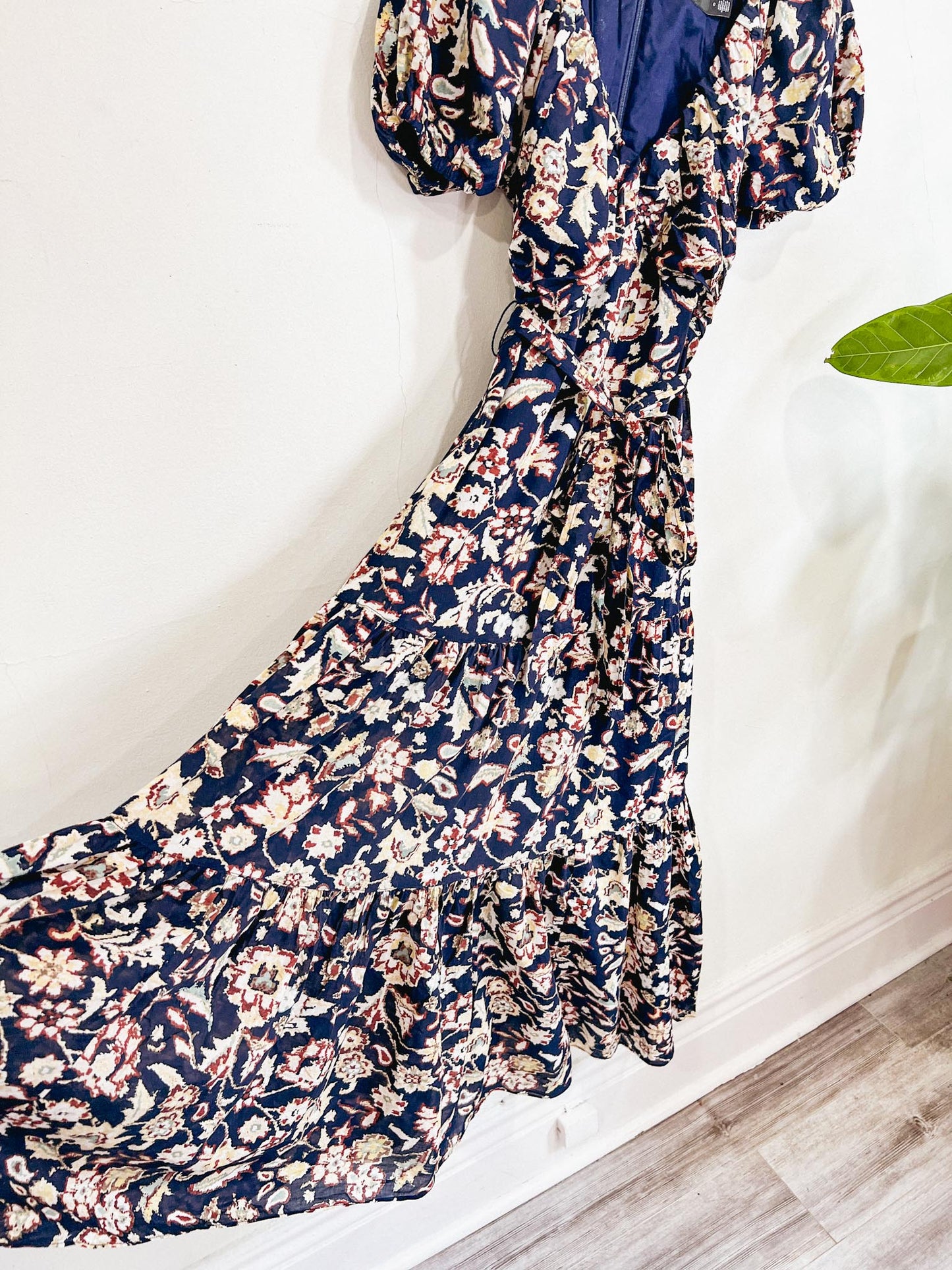 Ralph Lauren "Floral Cotton Voile Puff-Sleeve Dress" in Navy  (Size S)