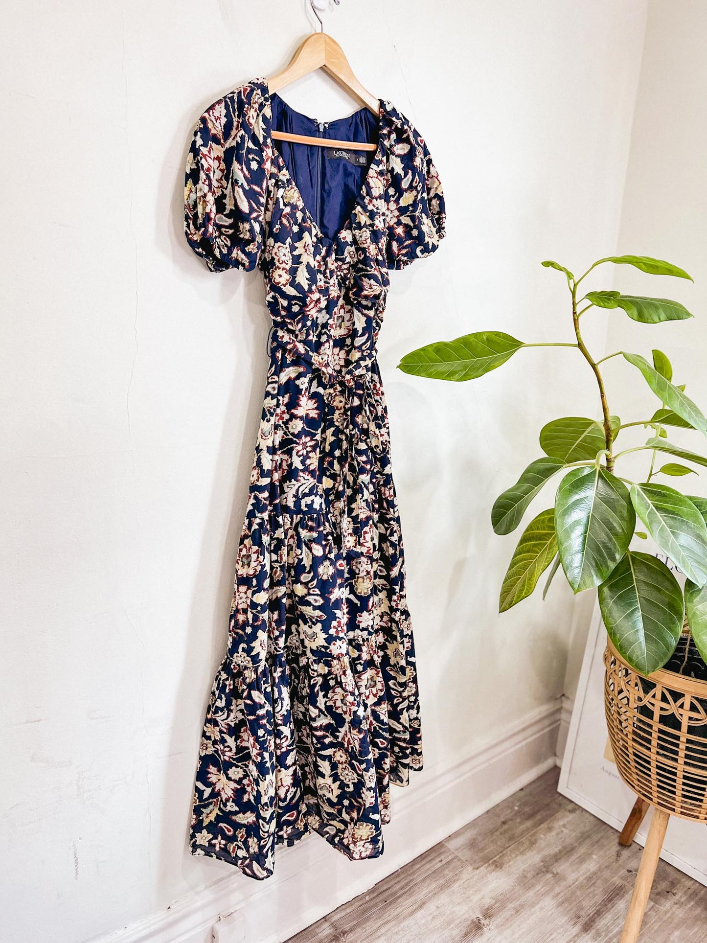 Ralph Lauren "Floral Cotton Voile Puff-Sleeve Dress" in Navy  (Size S)