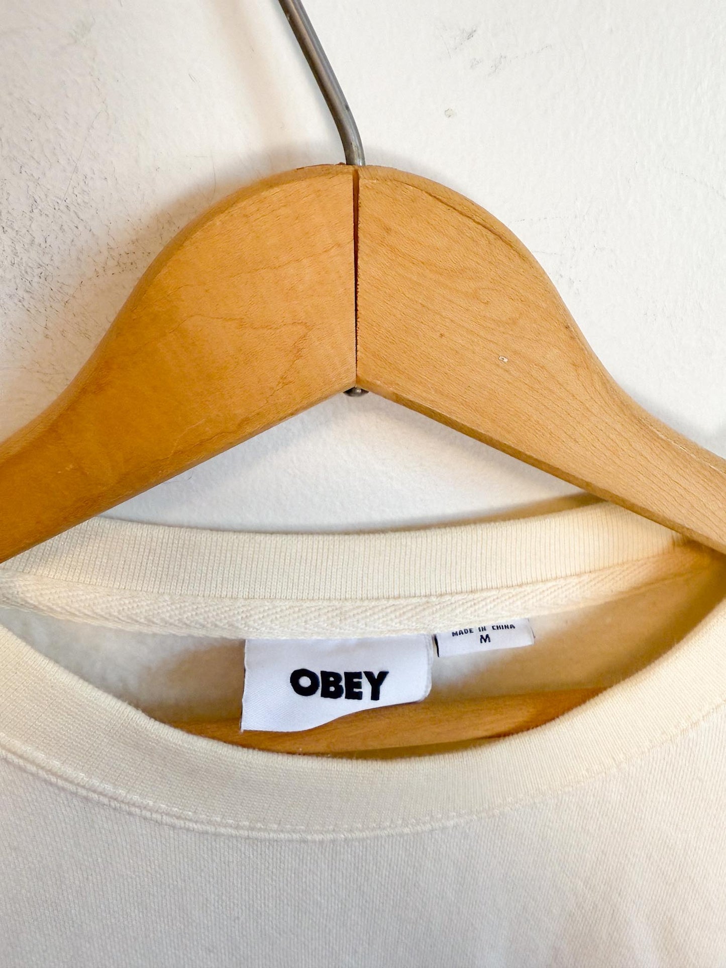 OBEY "Planter Crop Crewneck in Natural" (Size M)