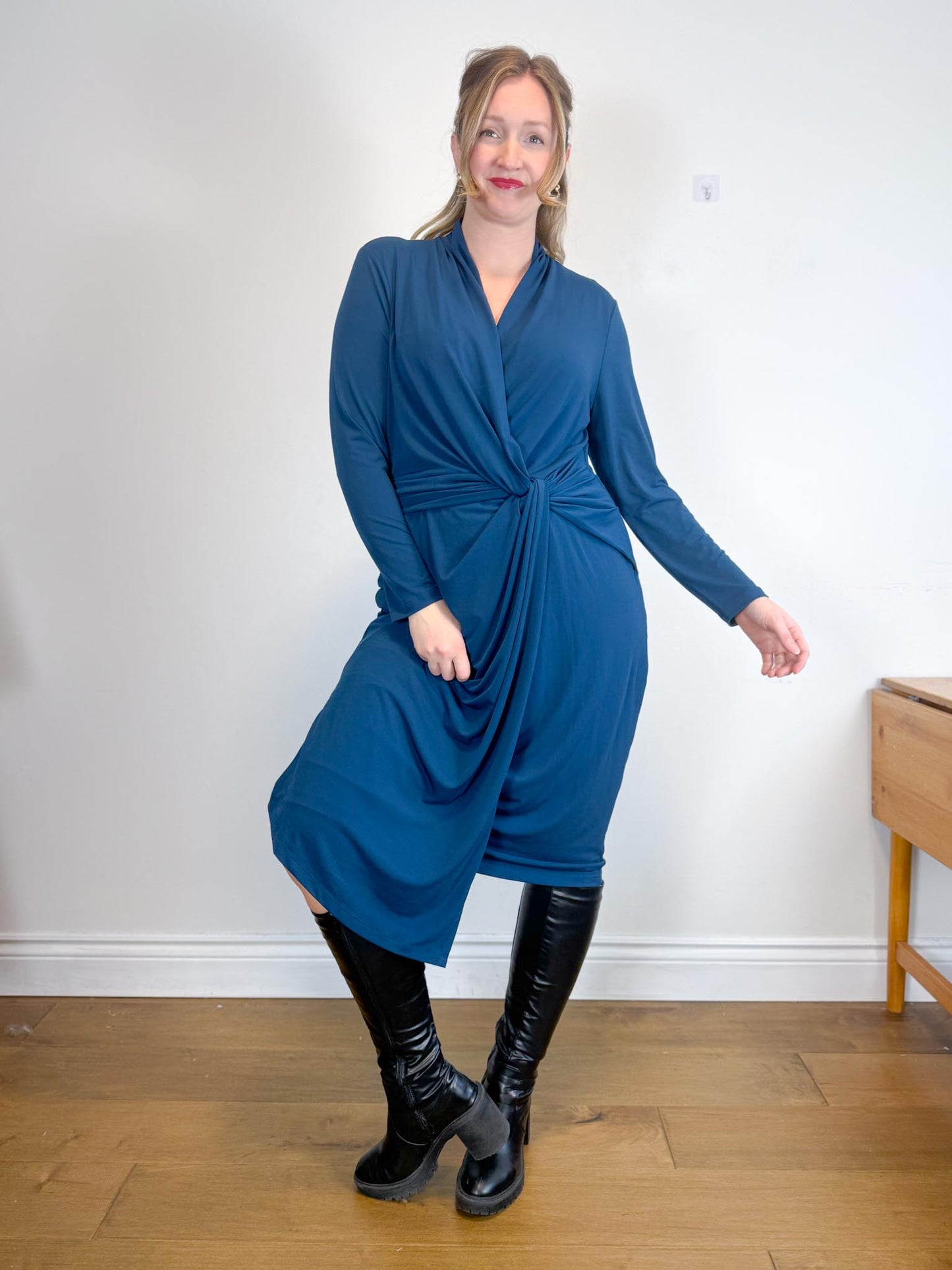 THE FOLD London Designer Long Sleeve Wrap Dress in Teal (Size XL)
