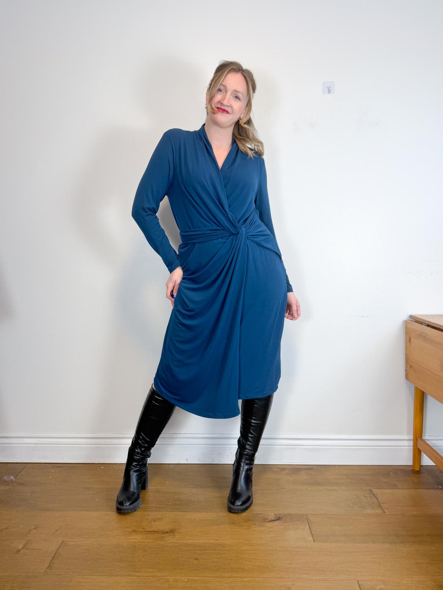 THE FOLD London Designer Long Sleeve Wrap Dress in Teal (Size XL)