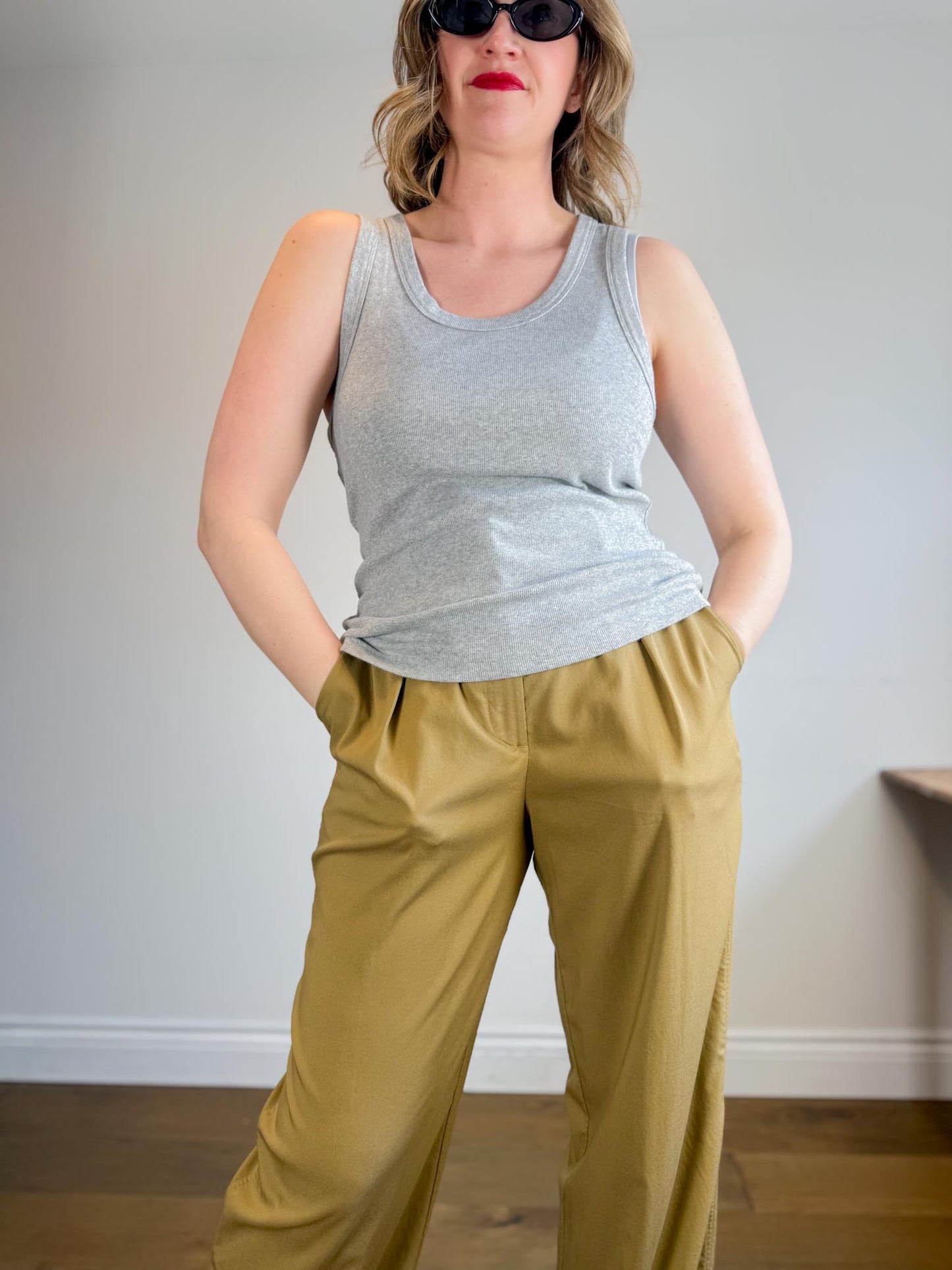 Sunday Best Ribbed Tank Top in Grey (Size XL)