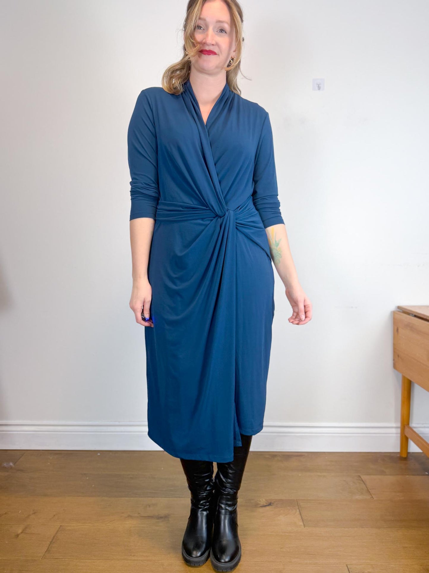 THE FOLD London Designer Long Sleeve Wrap Dress in Teal (Size XL)