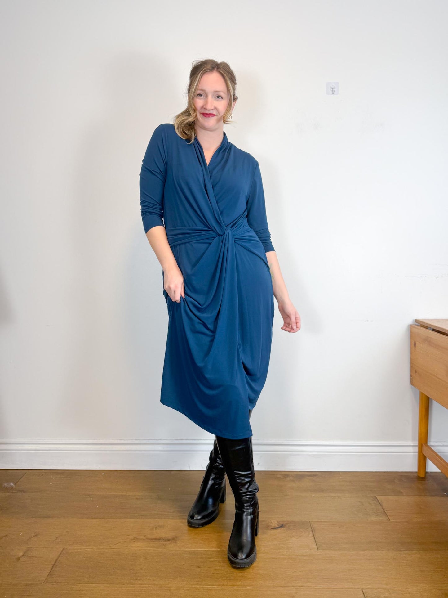 THE FOLD London Designer Long Sleeve Wrap Dress in Teal (Size XL)