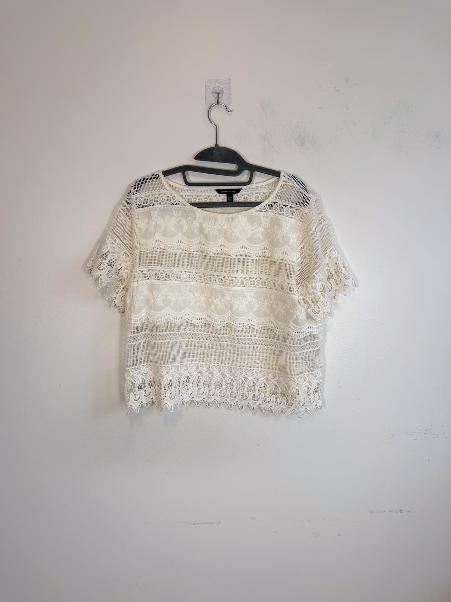 Banana Republic Crochet T-Shirt in Cream (Size M)