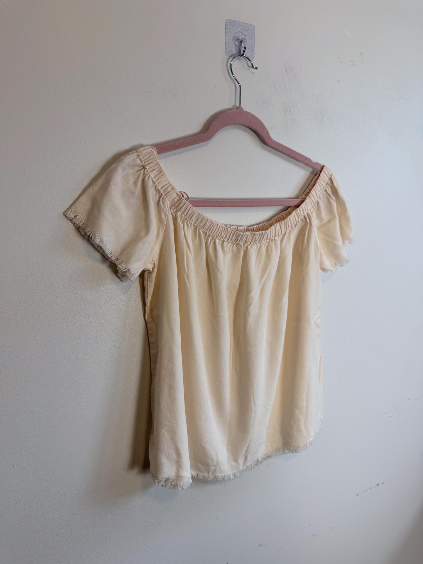 Bella Dahl "Off the Shoulder Top in Eggshell" (Size M)