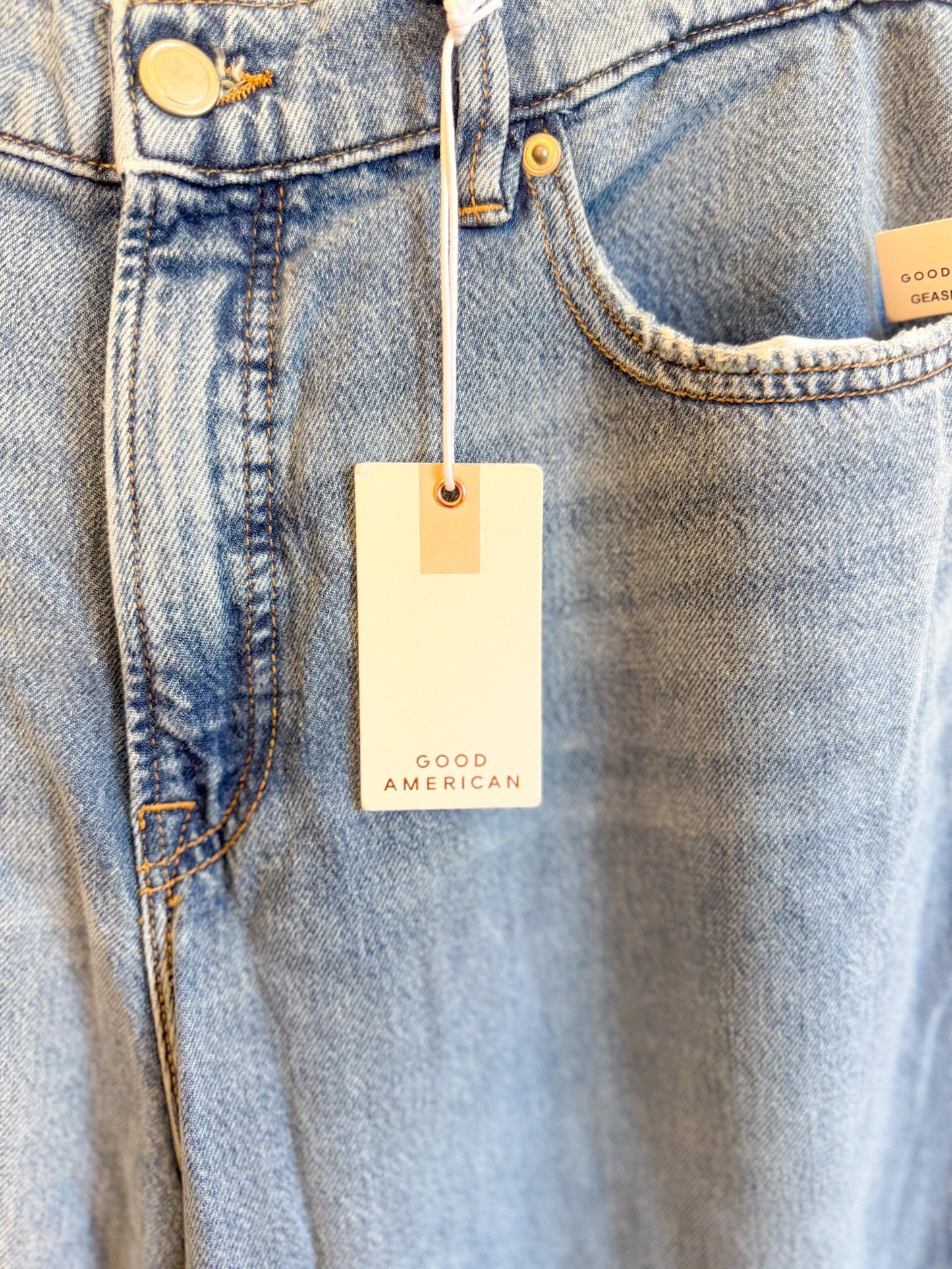 Good American "Good Standard Ease Jeans in Light Wash" NWT (Size 27)
