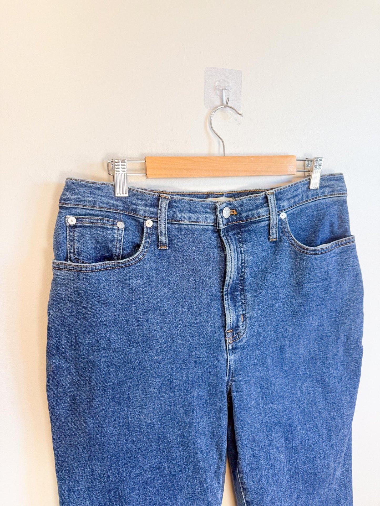 Madewell "The Perfect Vintage Straight" (Size 31)