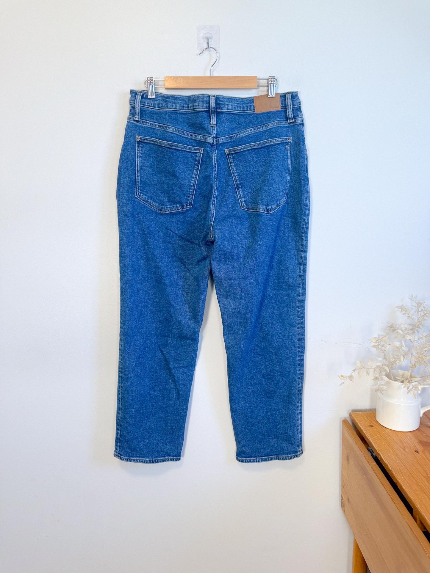 Madewell "The Perfect Vintage Straight" (Size 31)