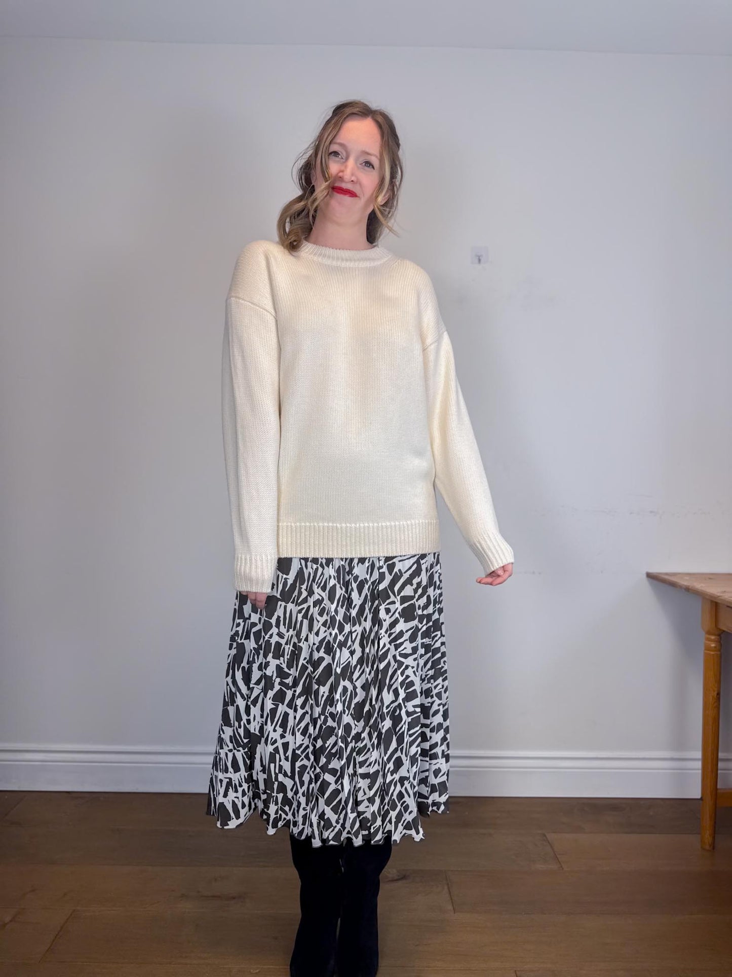 Anthropologie "Maeve Hildi Pleated Midi Skirt in Black/White Print" (Size S/M)