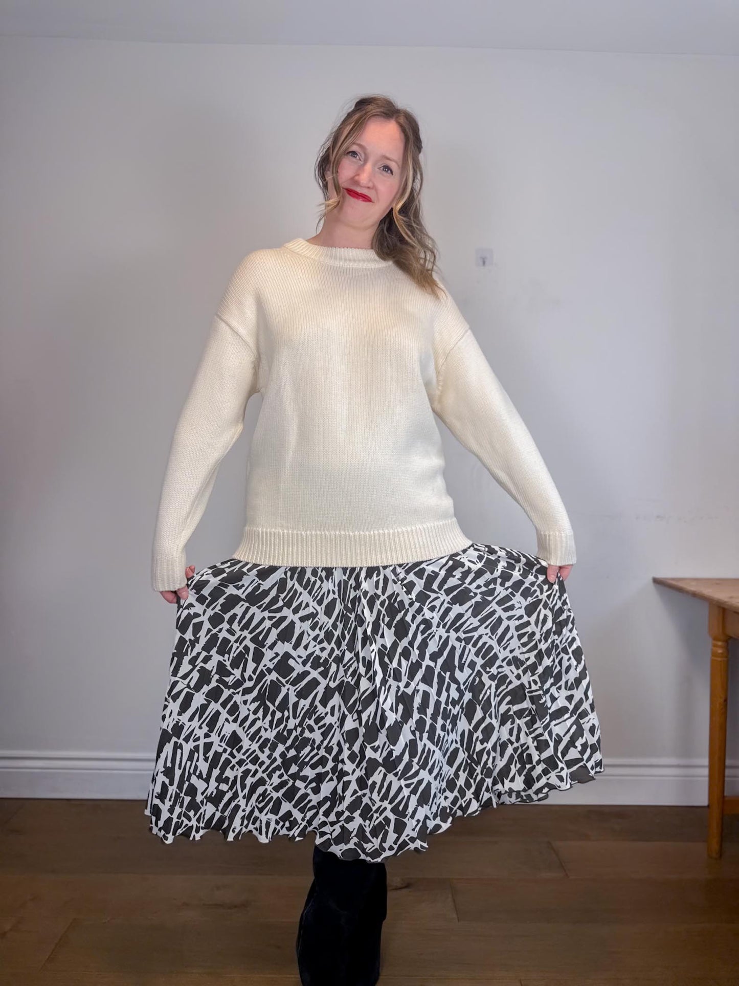 Anthropologie "Maeve Hildi Pleated Midi Skirt in Black/White Print" (Size S/M)