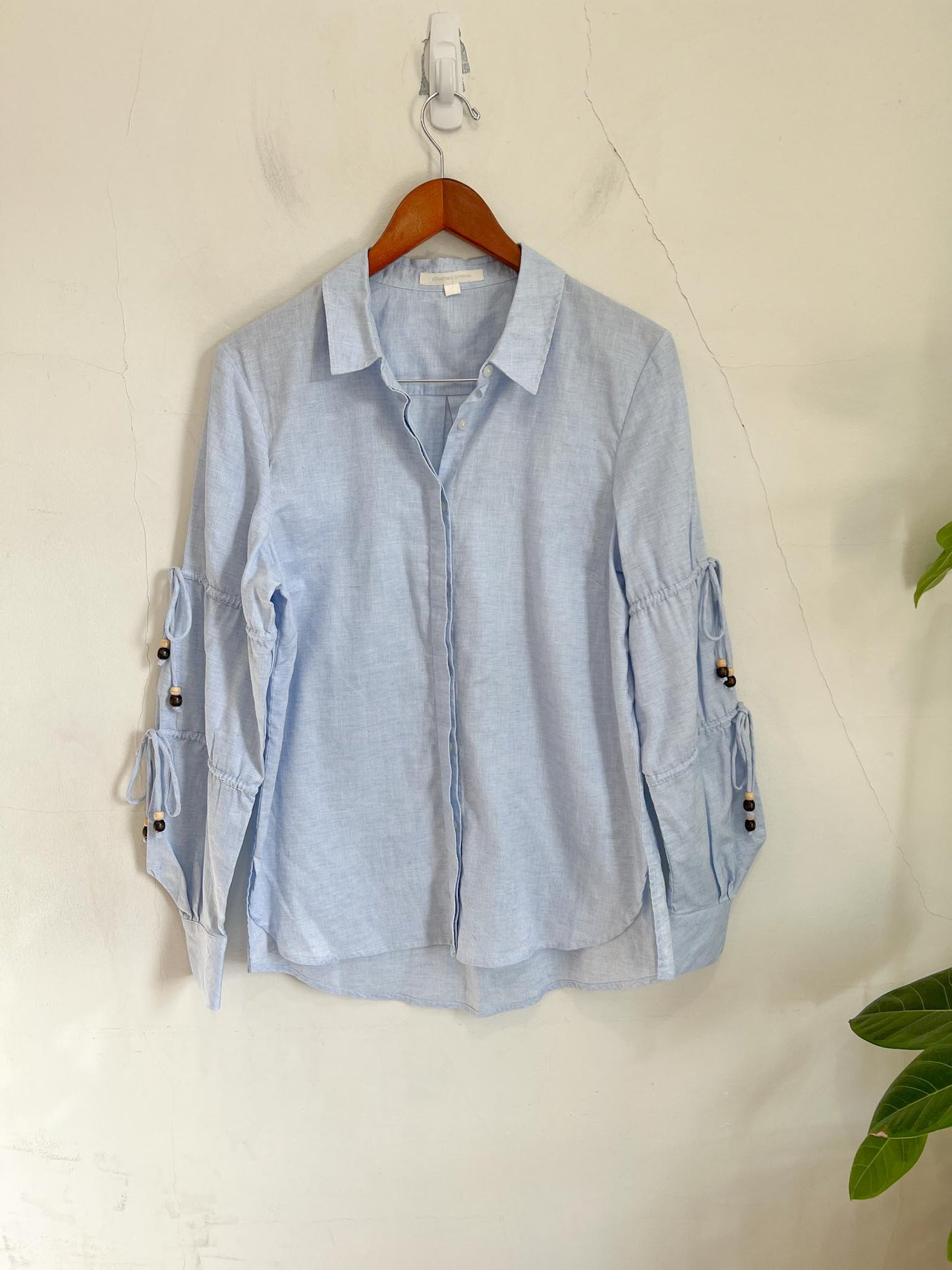 JONATHAN SIMKHAI Designer "Cotton Oxford Ruched & Tie Sleeve Shirt in Blue" (Size L)