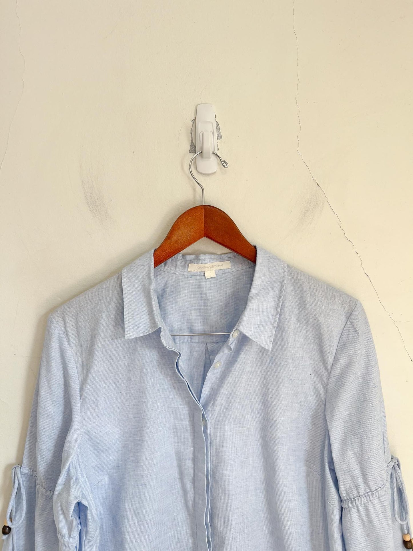 JONATHAN SIMKHAI Designer "Cotton Oxford Ruched & Tie Sleeve Shirt in Blue" (Size L)