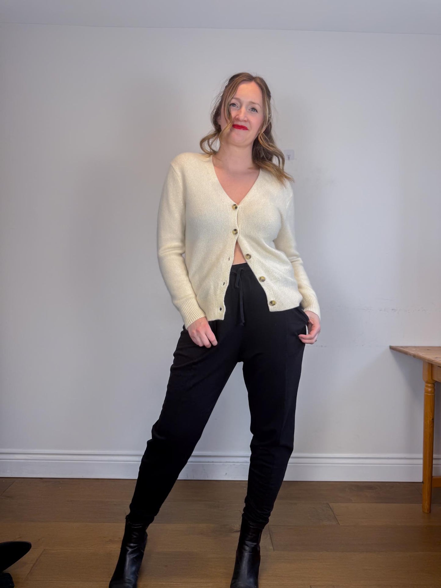 Wilfred Cashmere Cardigan in Whisper White (Size S)