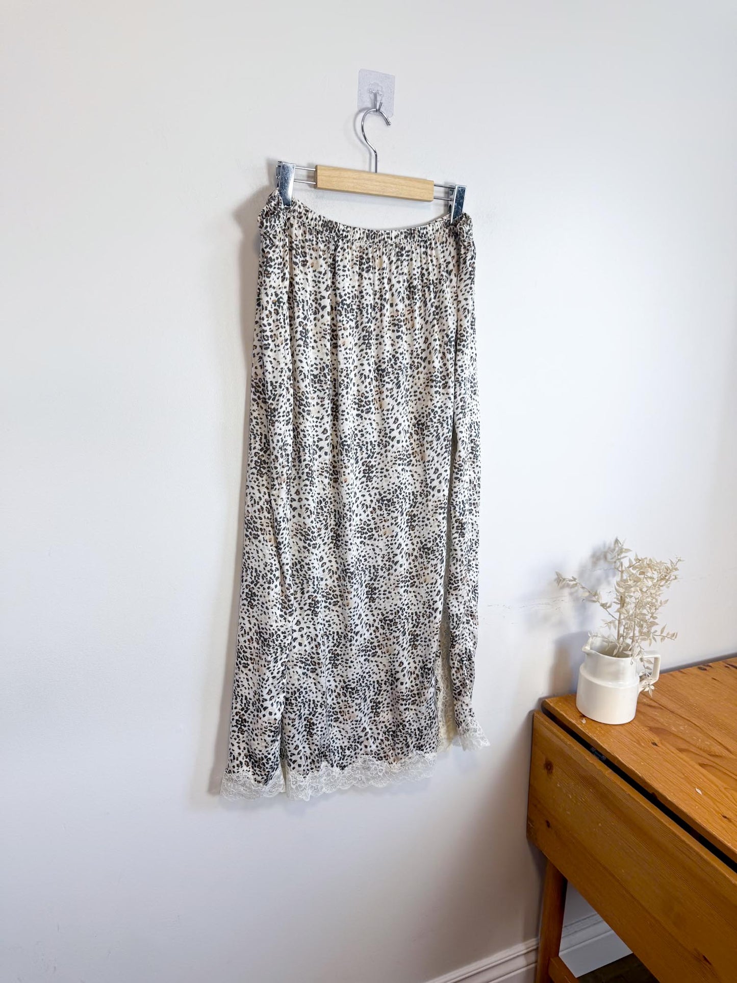 Aerie Leopard Print Skirt with Lace Trim (Size XL)