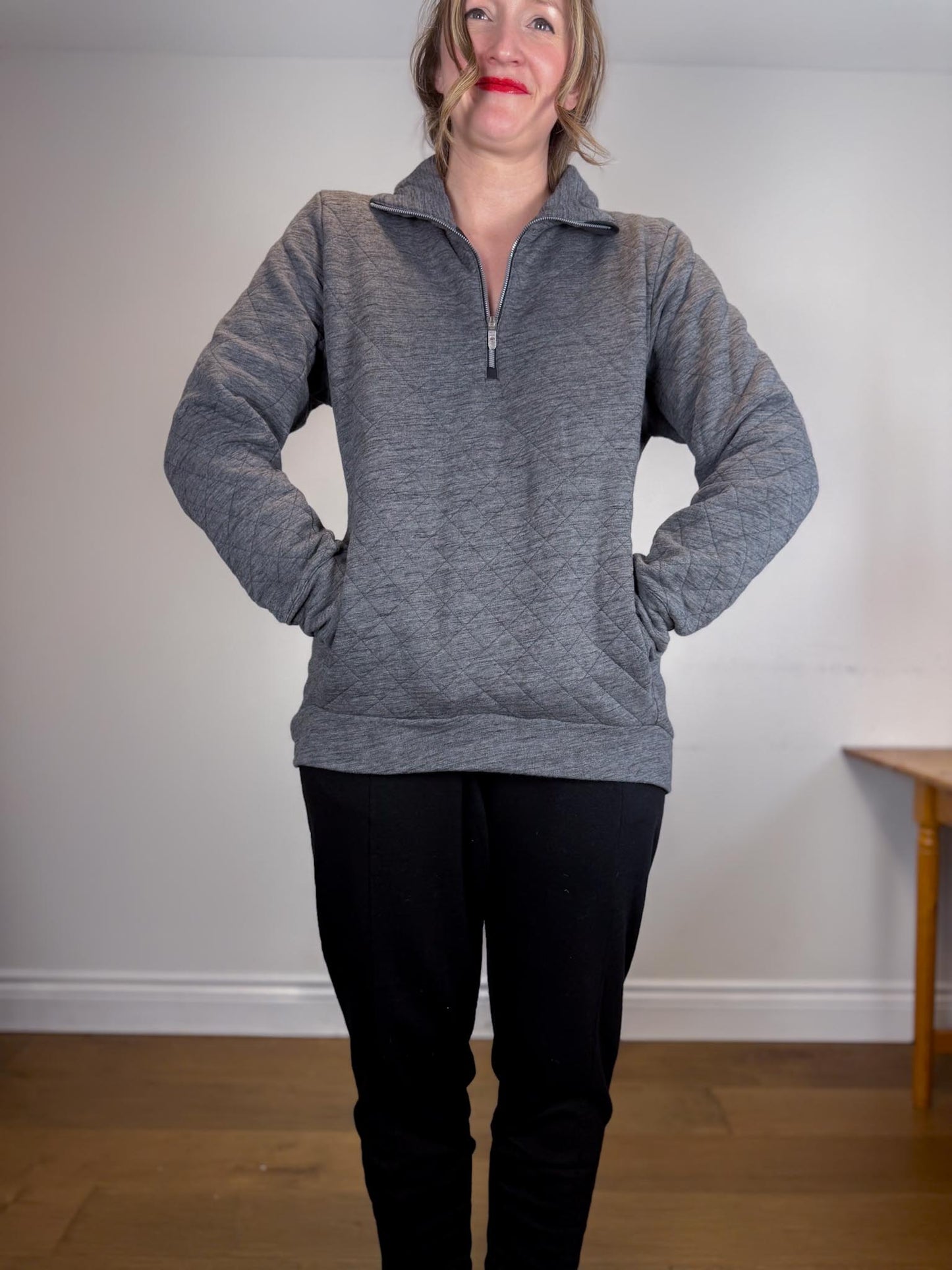 Lululemon "Forever Warm 1/4 Zip Pullover Sweater in Charcoal Grey" Size M/L)