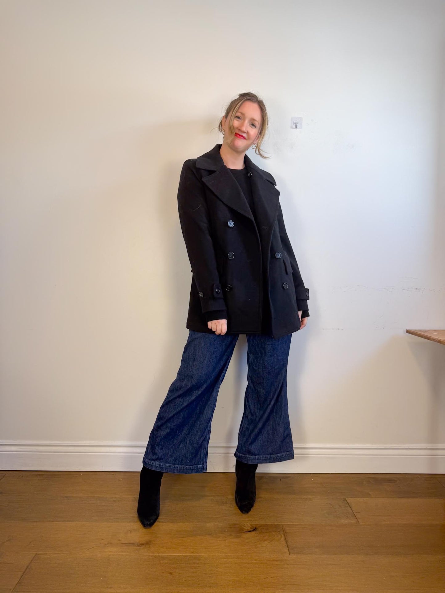 Quince Italian Wool Peacoat in Black (Size M/L)