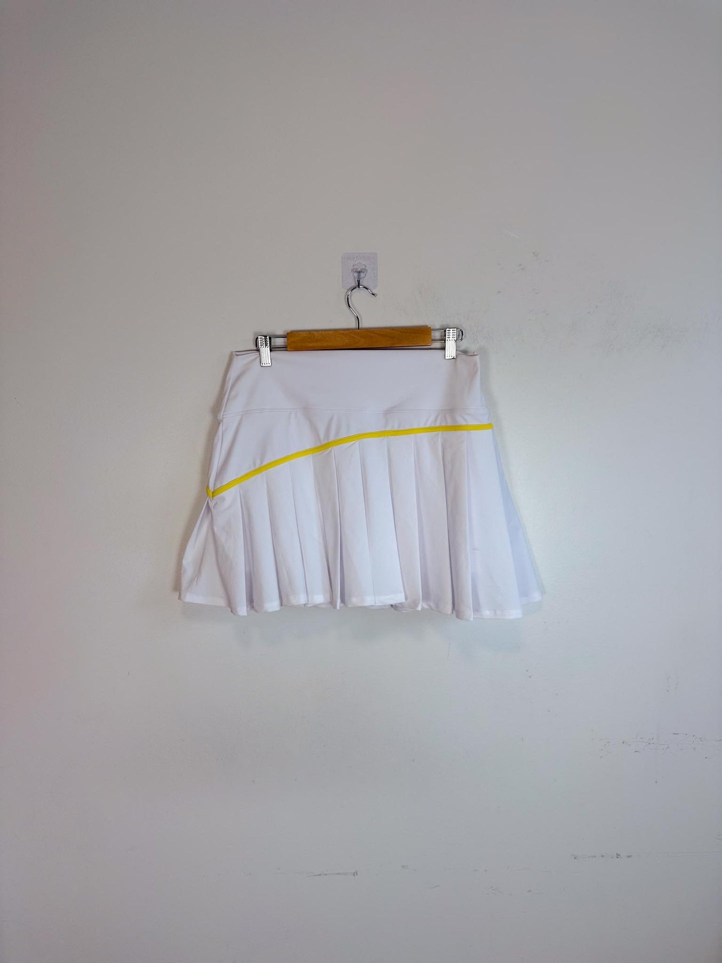 Anthropologie Beach Riot "Love Skort in White Sand" NWT (Size XL)