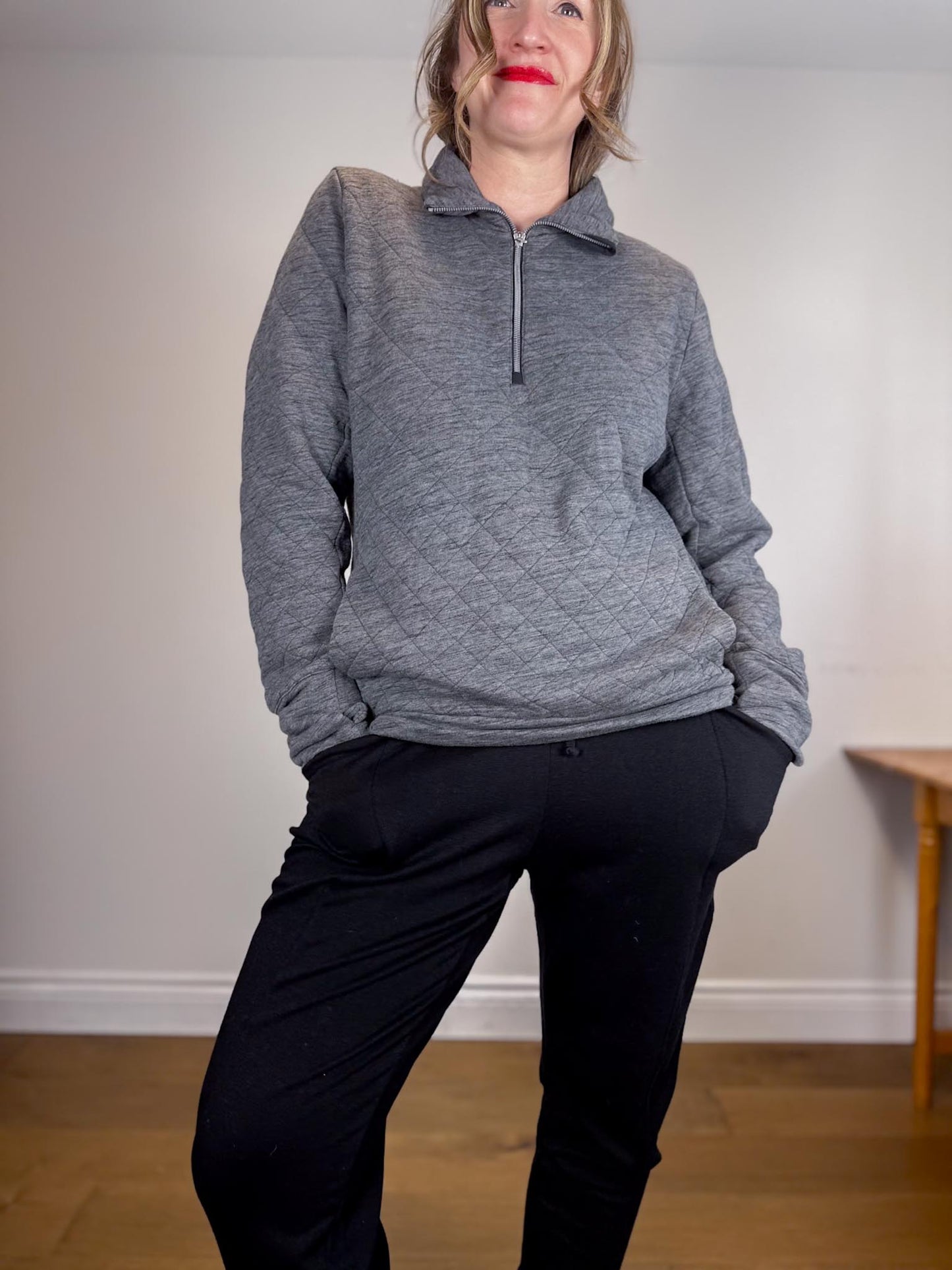 Lululemon "Forever Warm 1/4 Zip Pullover Sweater in Charcoal Grey" Size M/L)