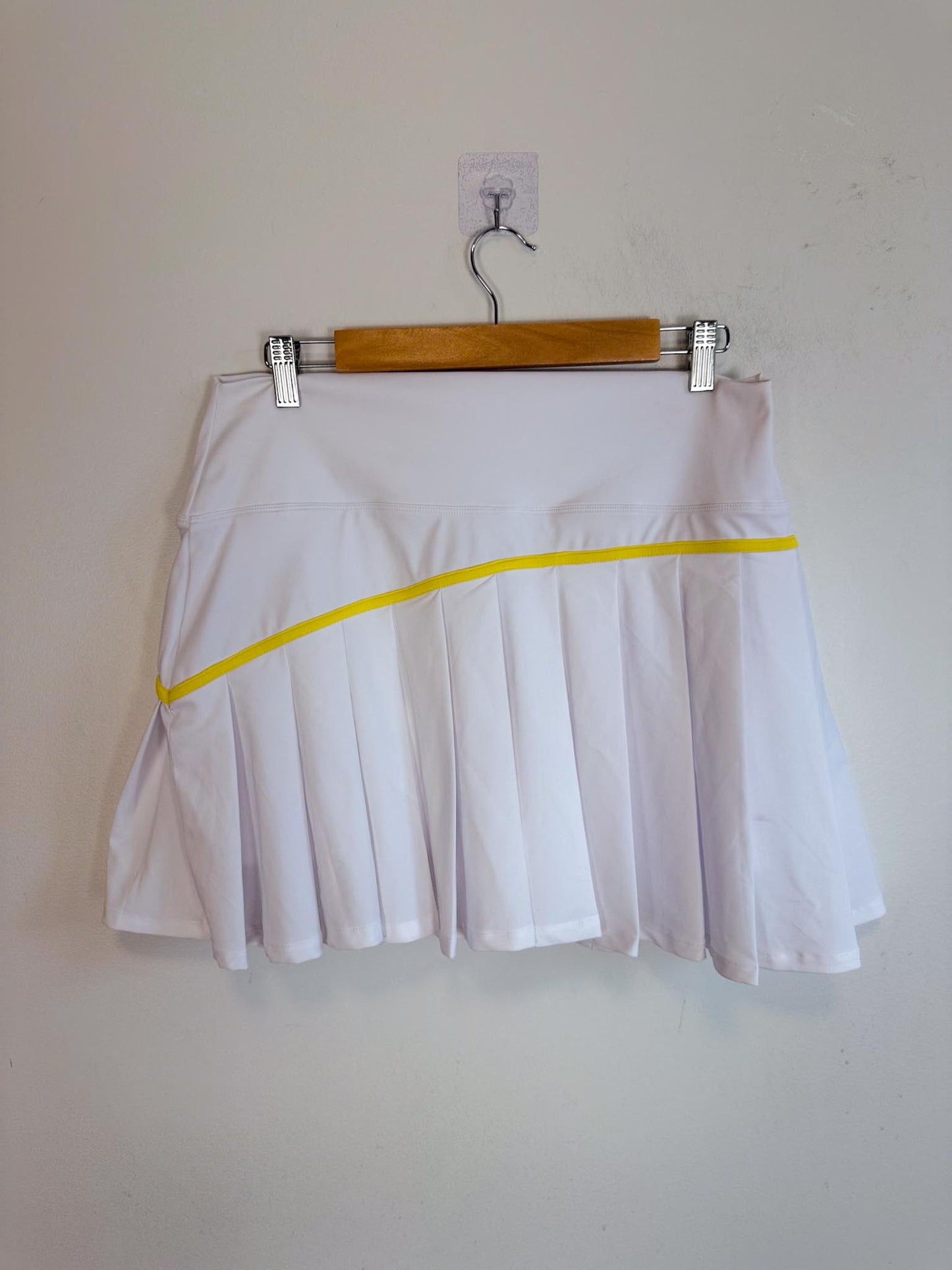 Anthropologie Beach Riot "Love Skort in White Sand" NWT (Size XL)