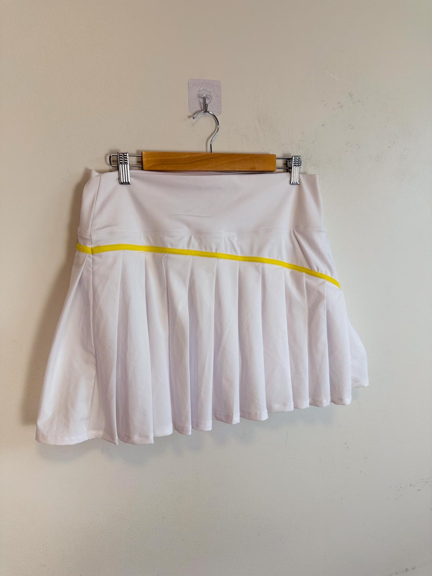 Anthropologie Beach Riot "Love Skort in White Sand" NWT (Size XL)