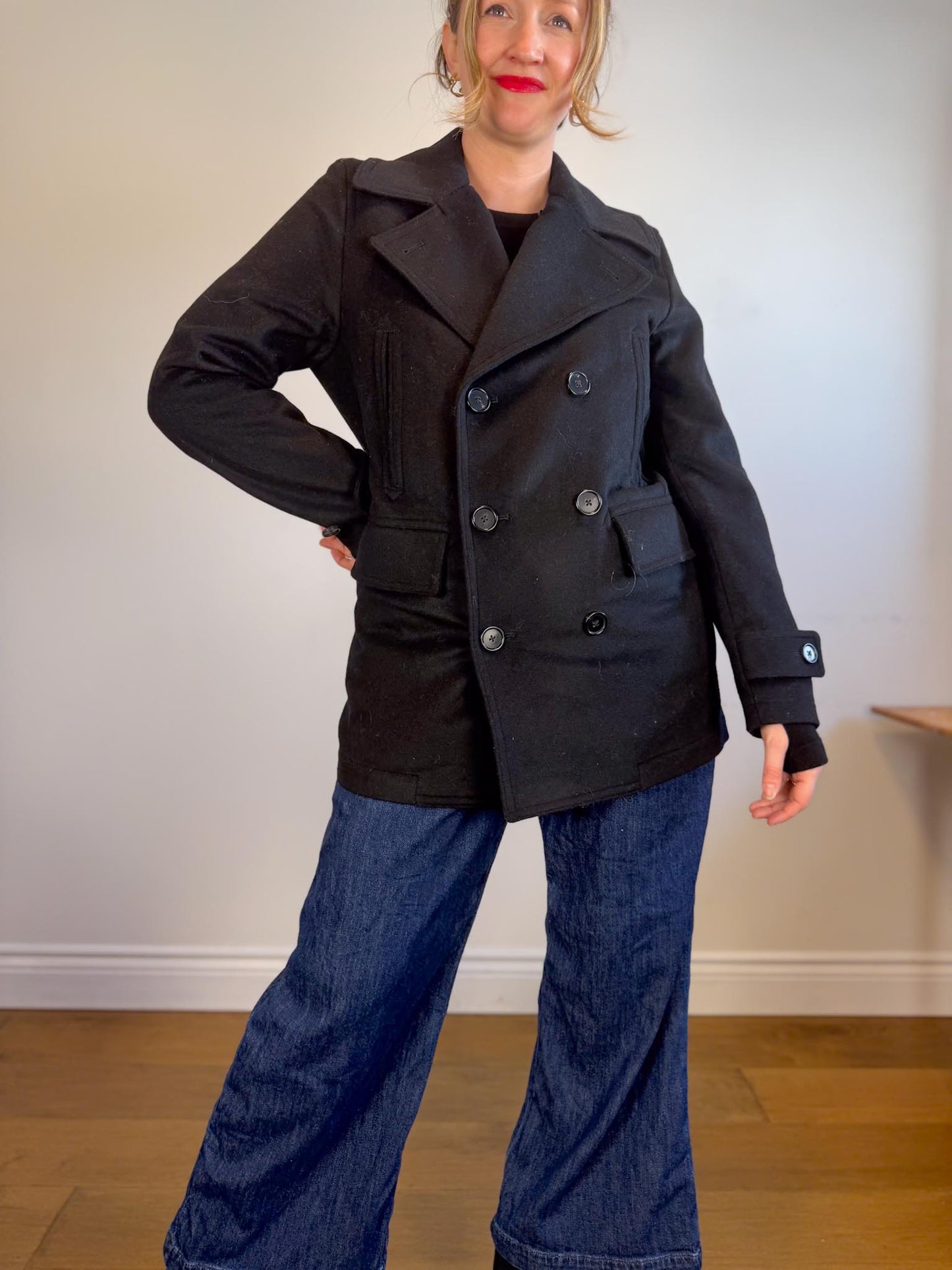 Quince Italian Wool Peacoat in Black (Size M/L)