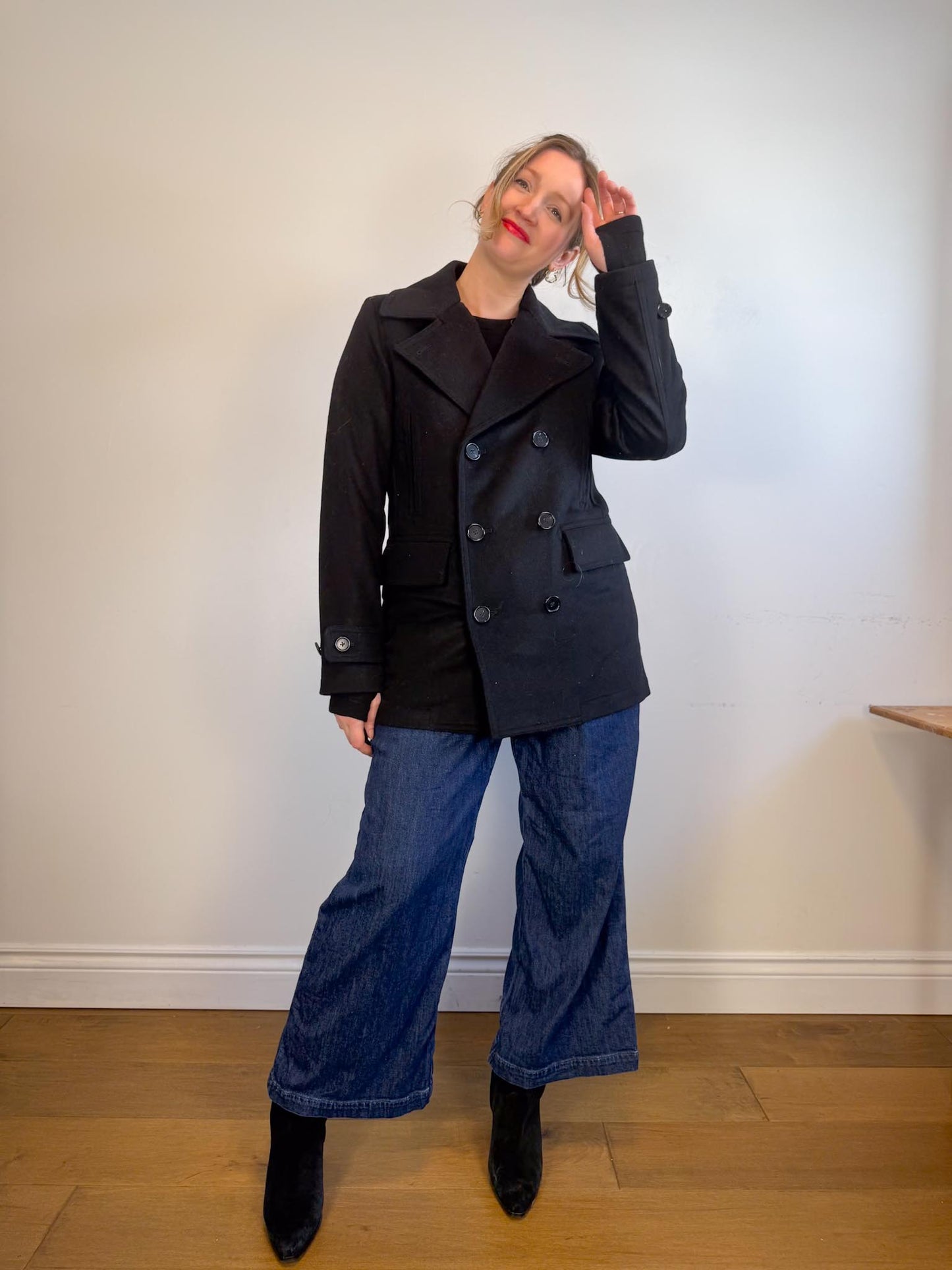 Quince Italian Wool Peacoat in Black (Size M/L)