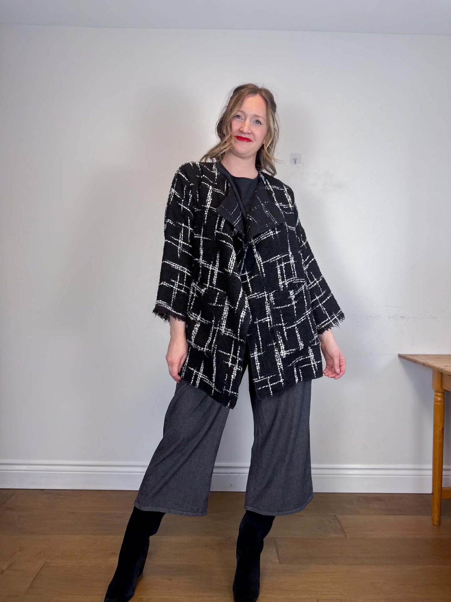 Eileen Fisher Cropped Wide Leg Pants in Grey (Size M)