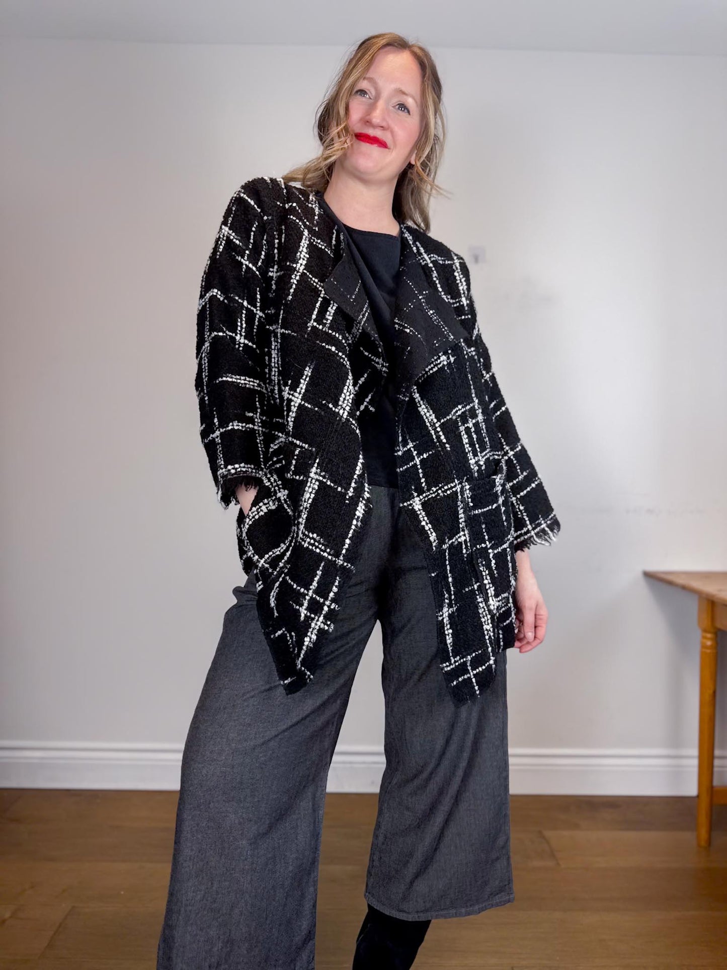 Diana Coatsworth Designs Tweed Jacket in Black/White (Size M/L)