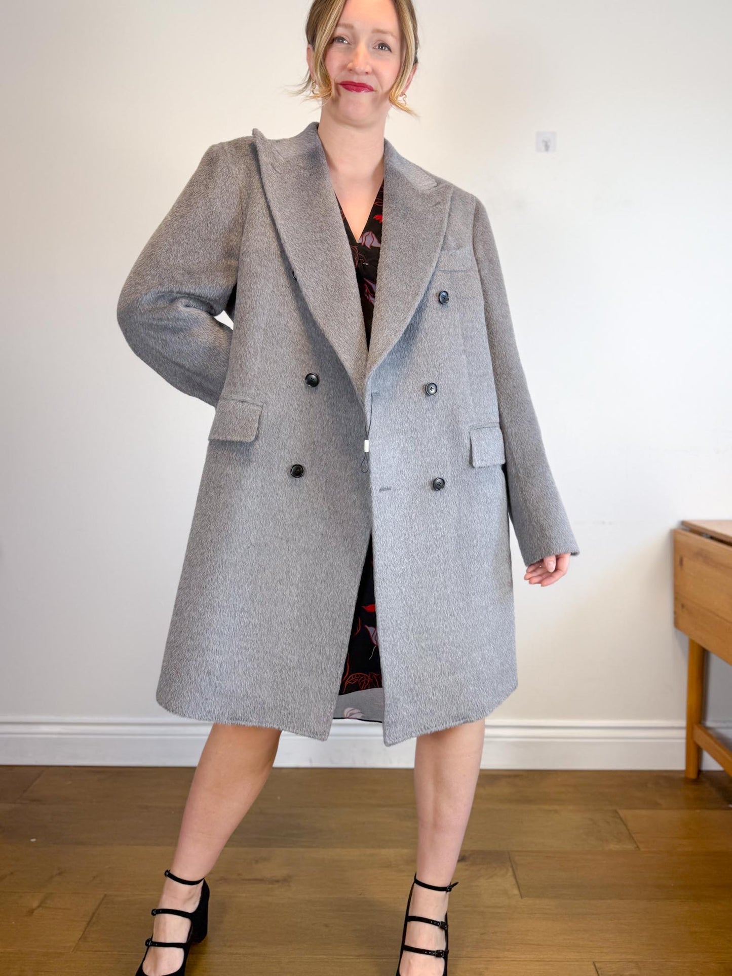 SUITSUPPLY Designer Llama Wool Peacoat in Grey (Size XL)