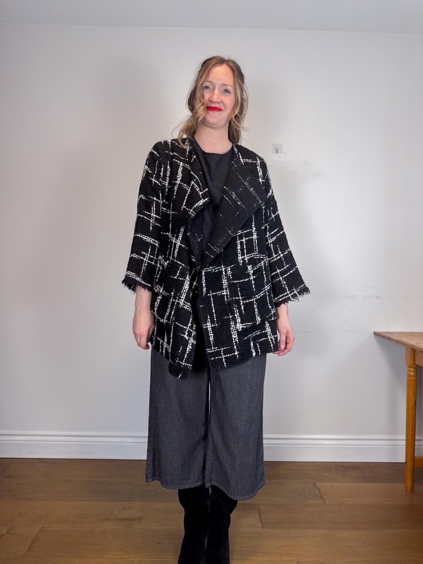 Eileen Fisher Cropped Wide Leg Pants in Grey (Size M)