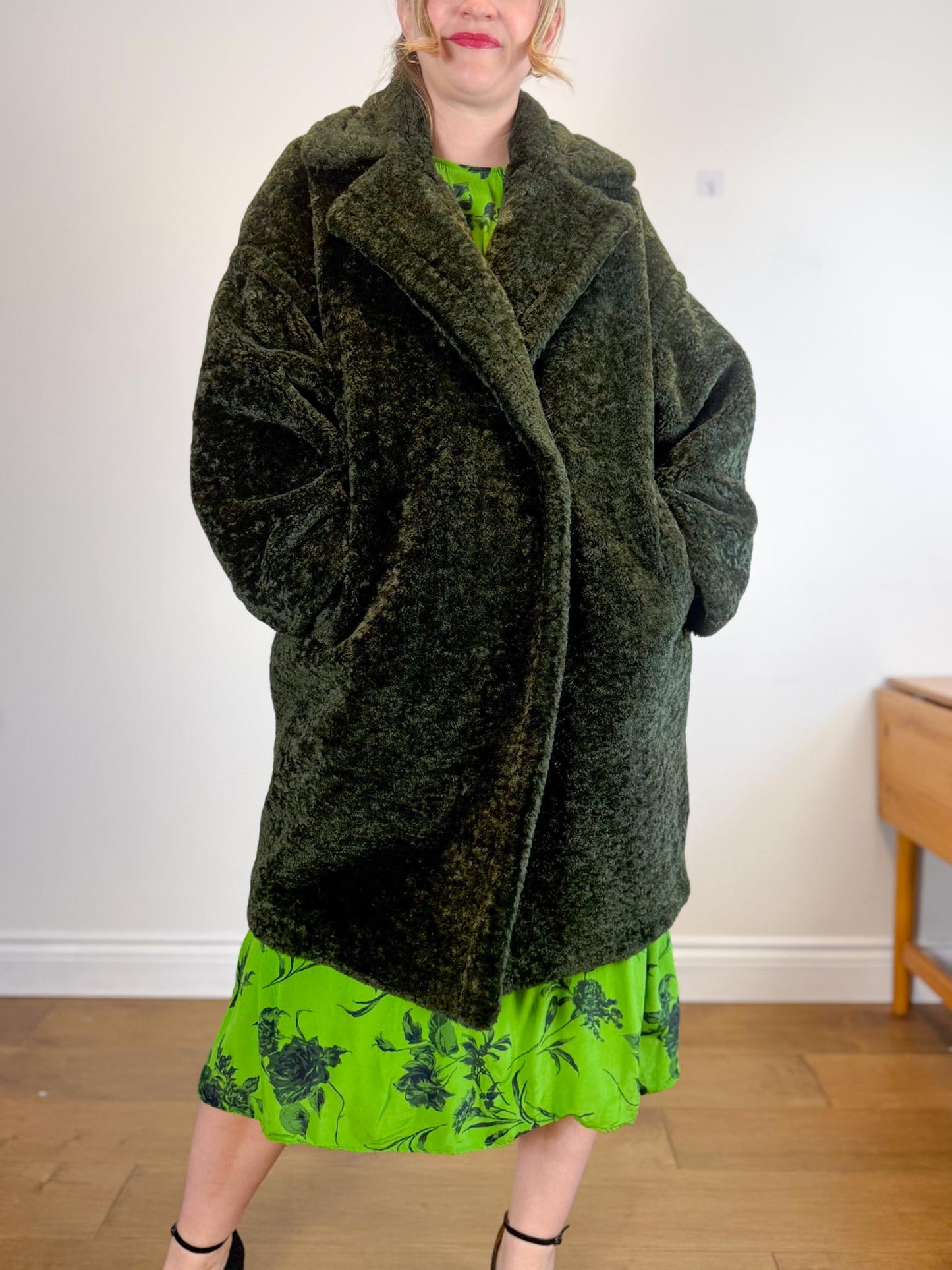 LAUREN VIDAL "Luna Faux Fur Shearling Jacket in Dark Green" (Size M/L)