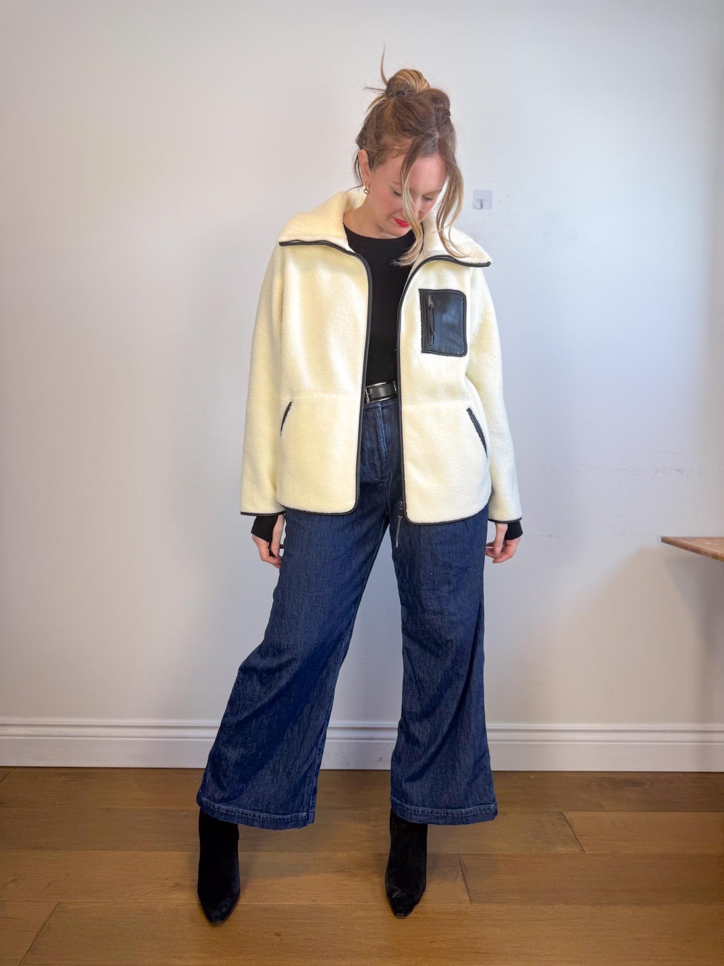 SPANX Fleece Jacket in Cream/Black (Size XL)