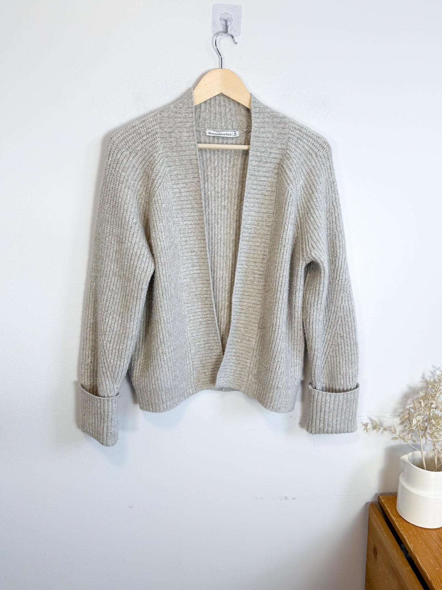 Abercrombie & Fitch Chunky Knit Cardigan (Size M)