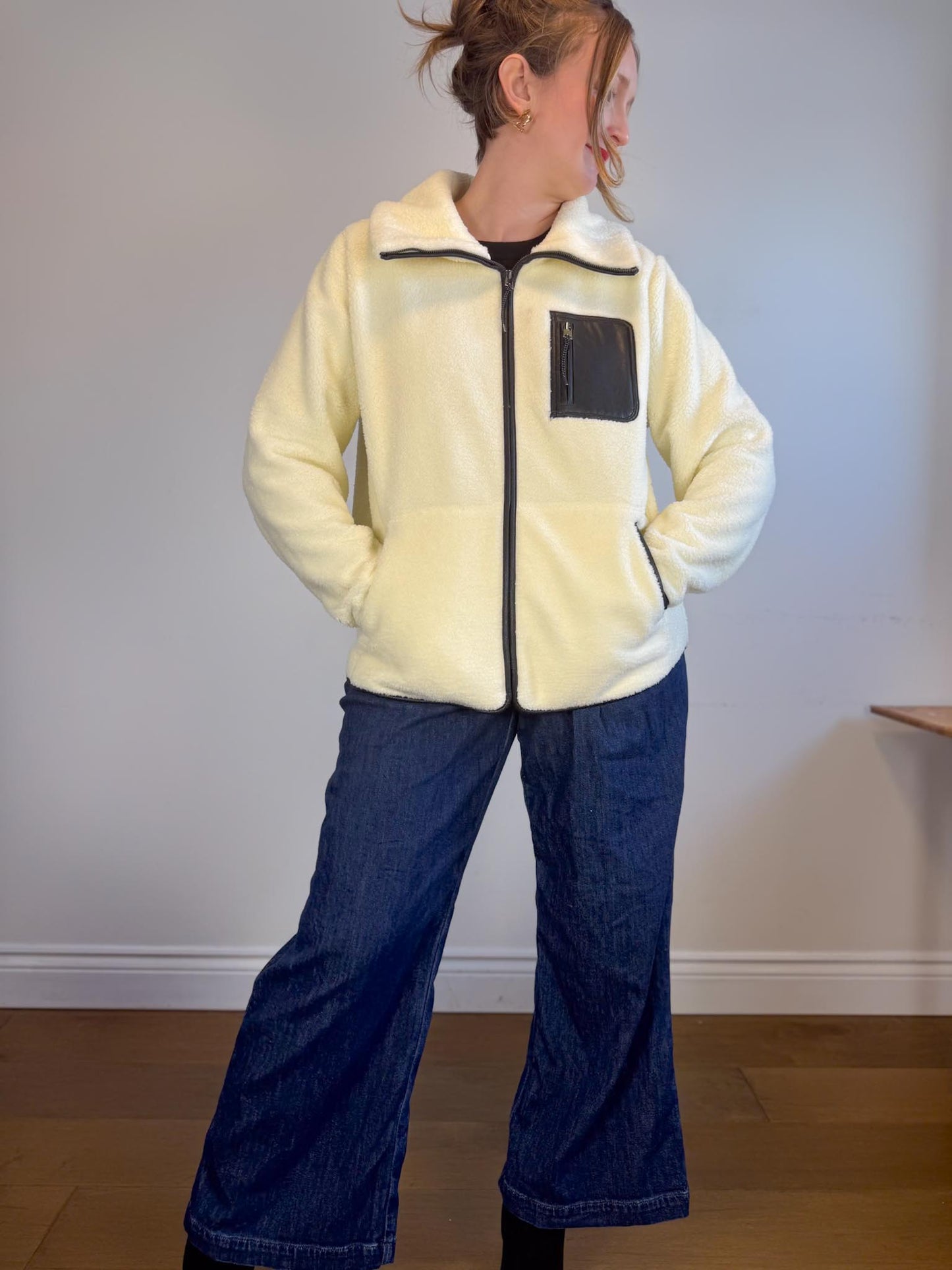 SPANX Fleece Jacket in Cream/Black (Size XL)