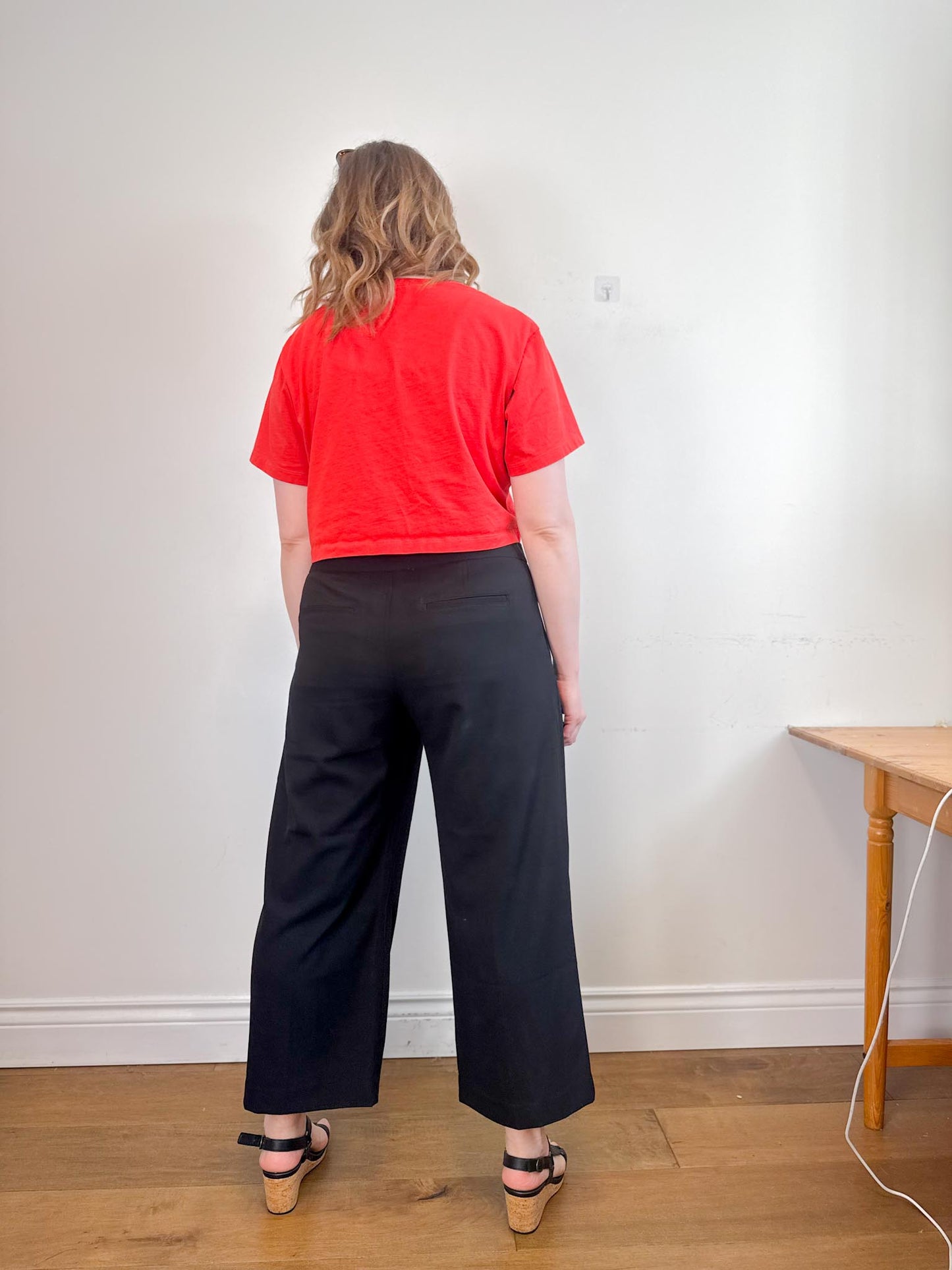 Gap "Mid Rise Double Waist Pants in Black/White" (Size L)