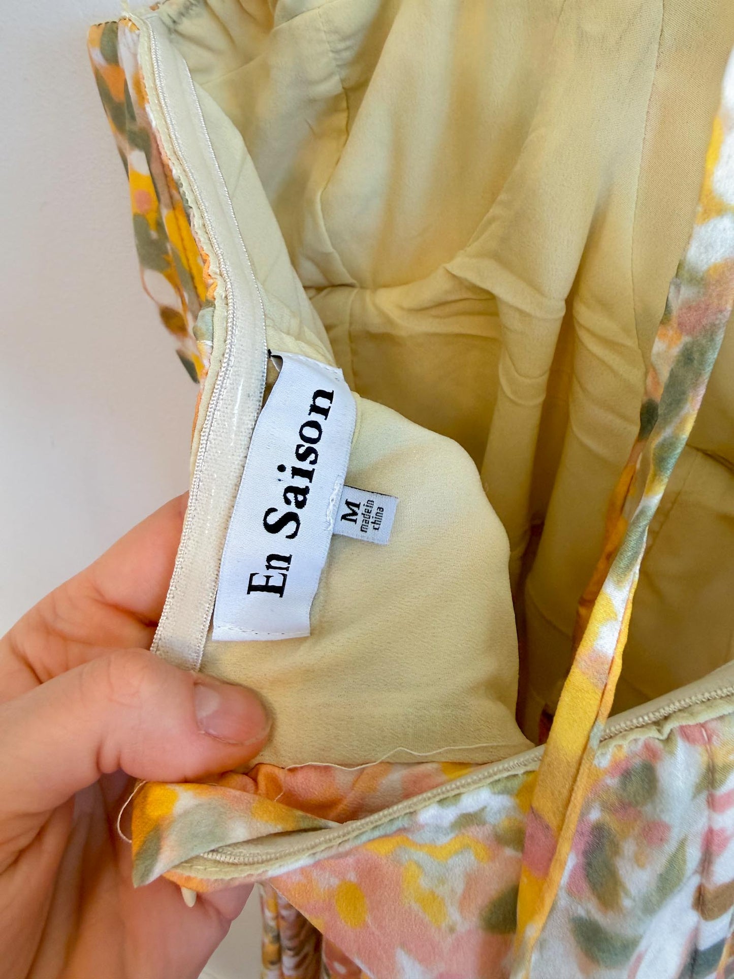 Anthropologie En Saison "Kasey Halter Dress in Yellow Floral" (Size M)