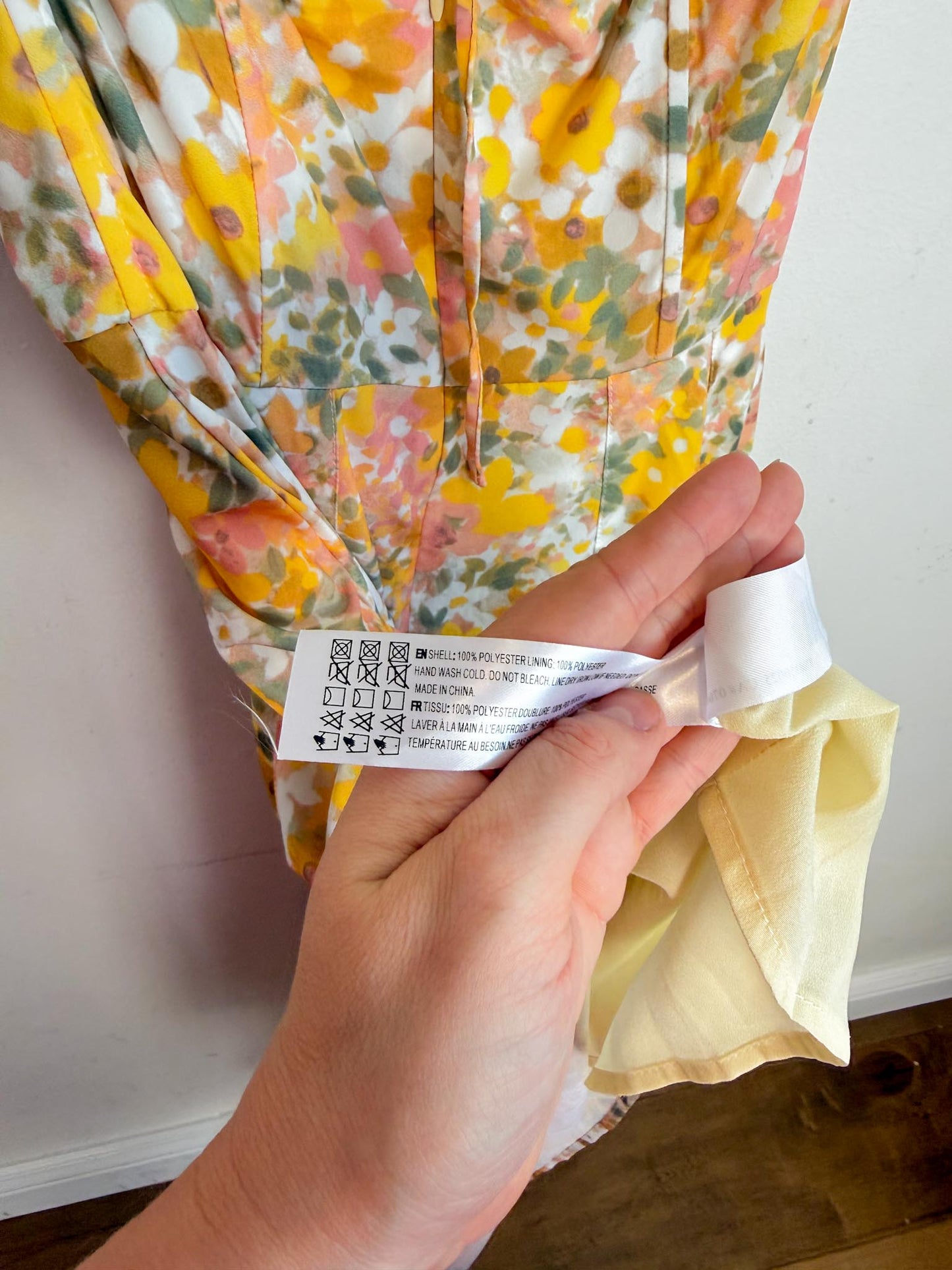 Anthropologie En Saison "Kasey Halter Dress in Yellow Floral" (Size M)