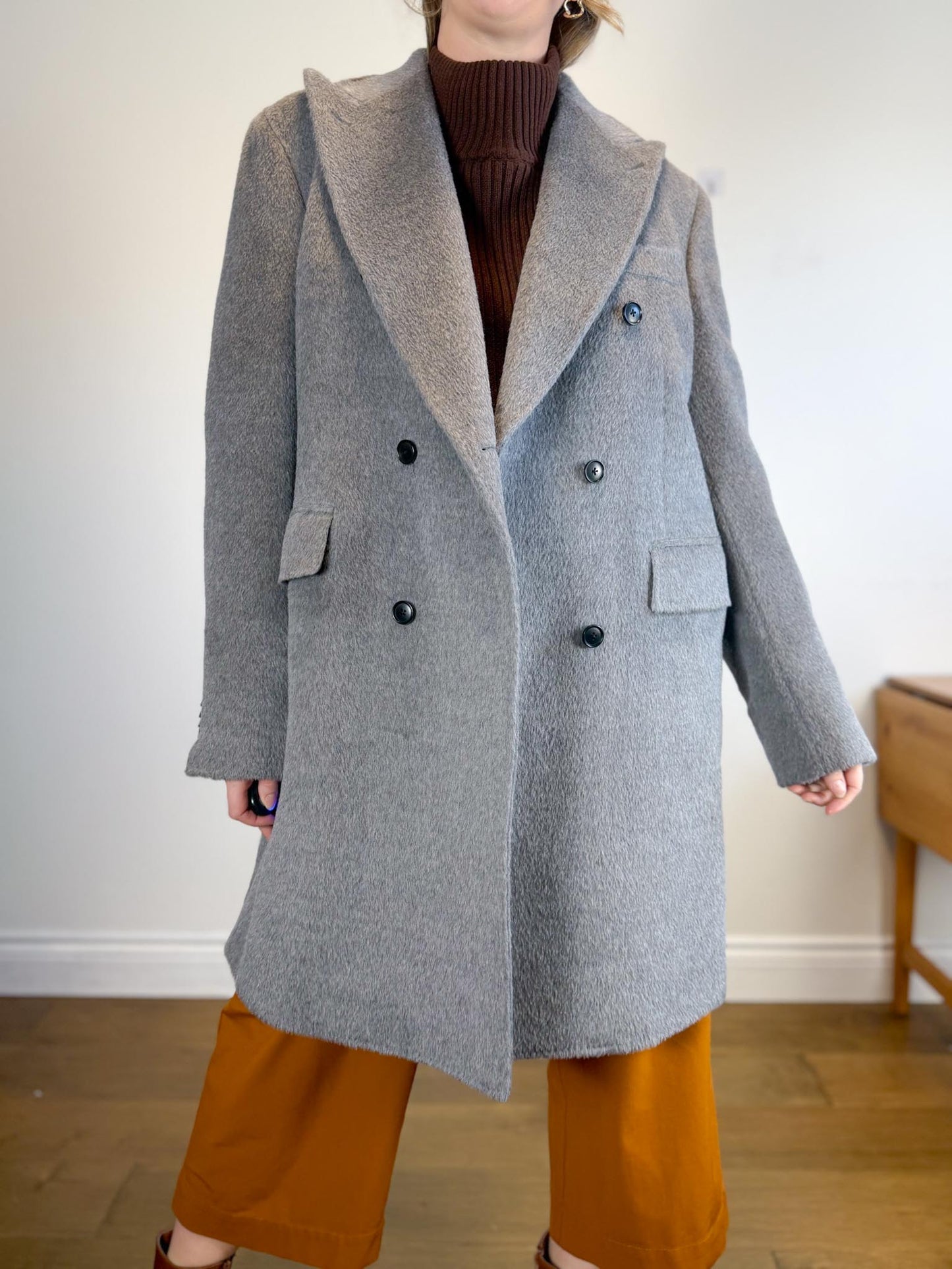 SUITSUPPLY Designer Llama Wool Peacoat in Grey (Size XL)