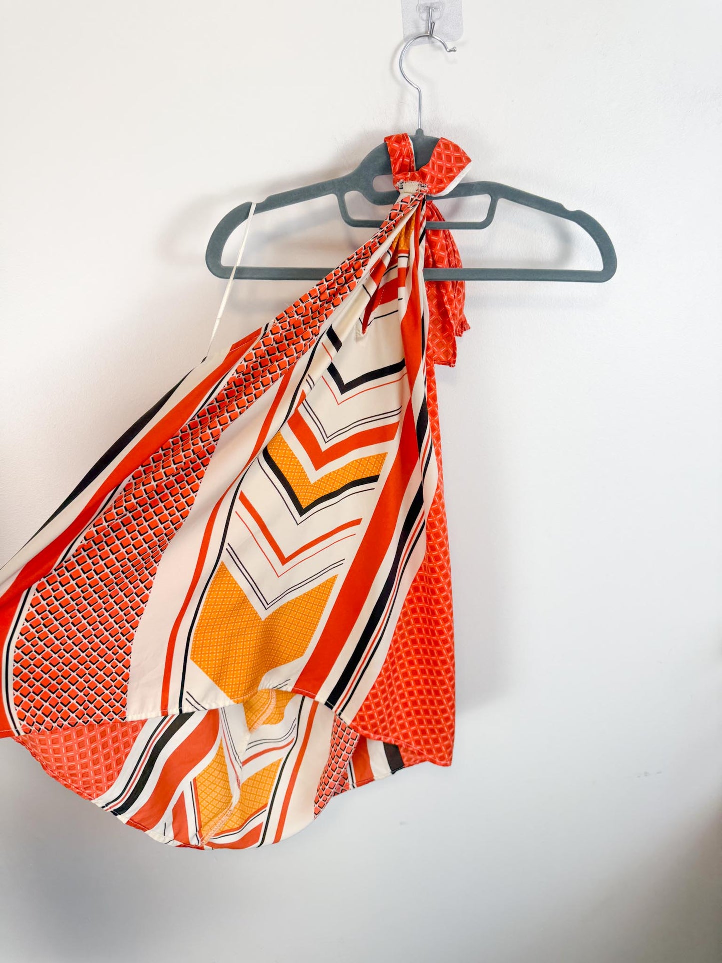 Banana Republic Front Halter Scarf Top in Orange Print (Size XL)