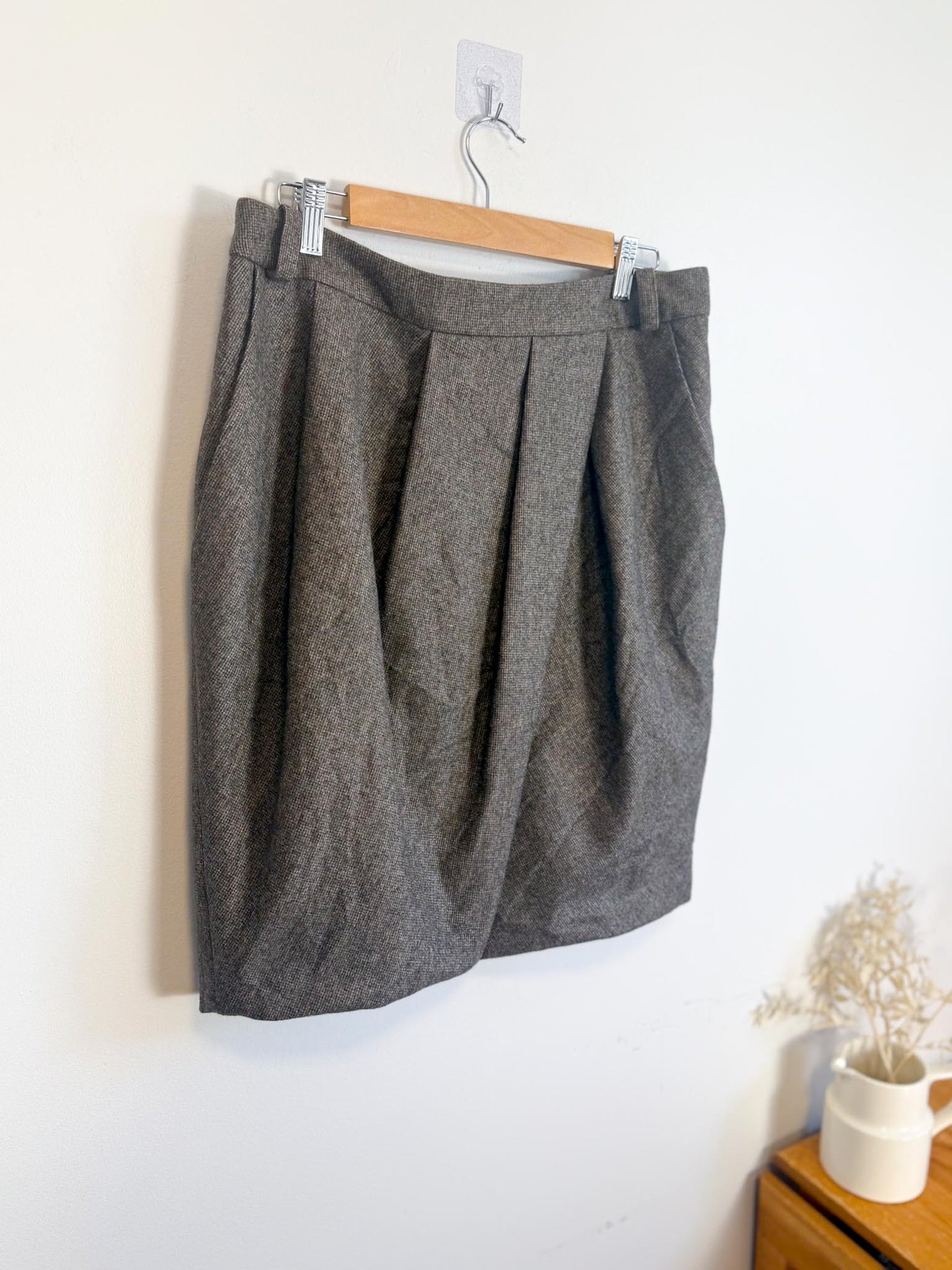 PAUW Amsterdam Designer Tulip Wool Mini Skirt SOLD AS IS (Size L)