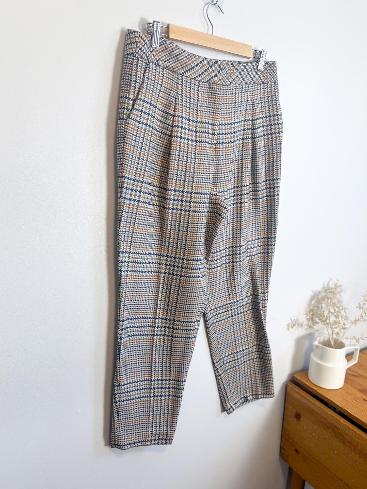 Perspective Trousers in Houndstooth Print (Size M/L)