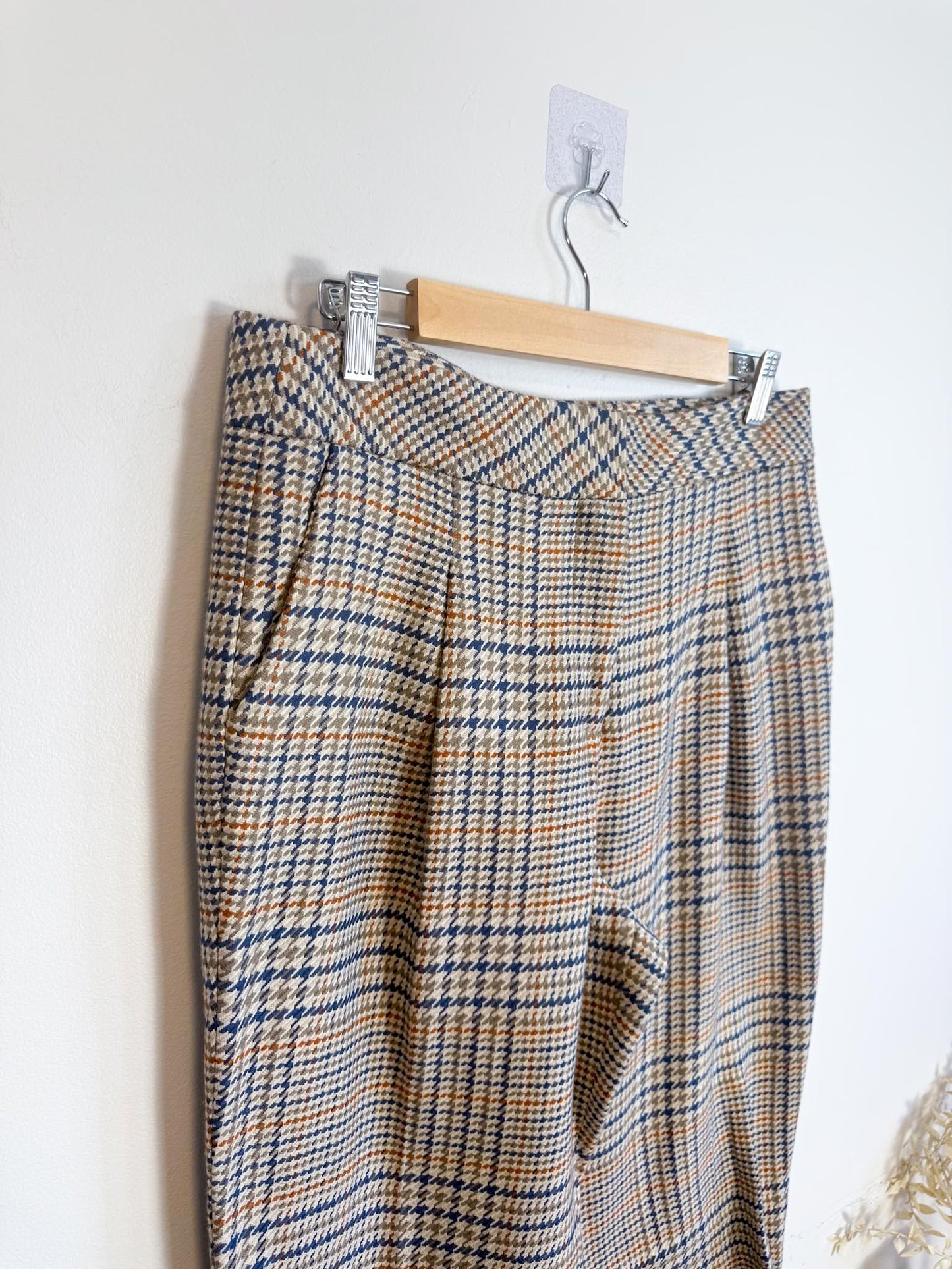 Perspective Trousers in Houndstooth Print (Size M/L)