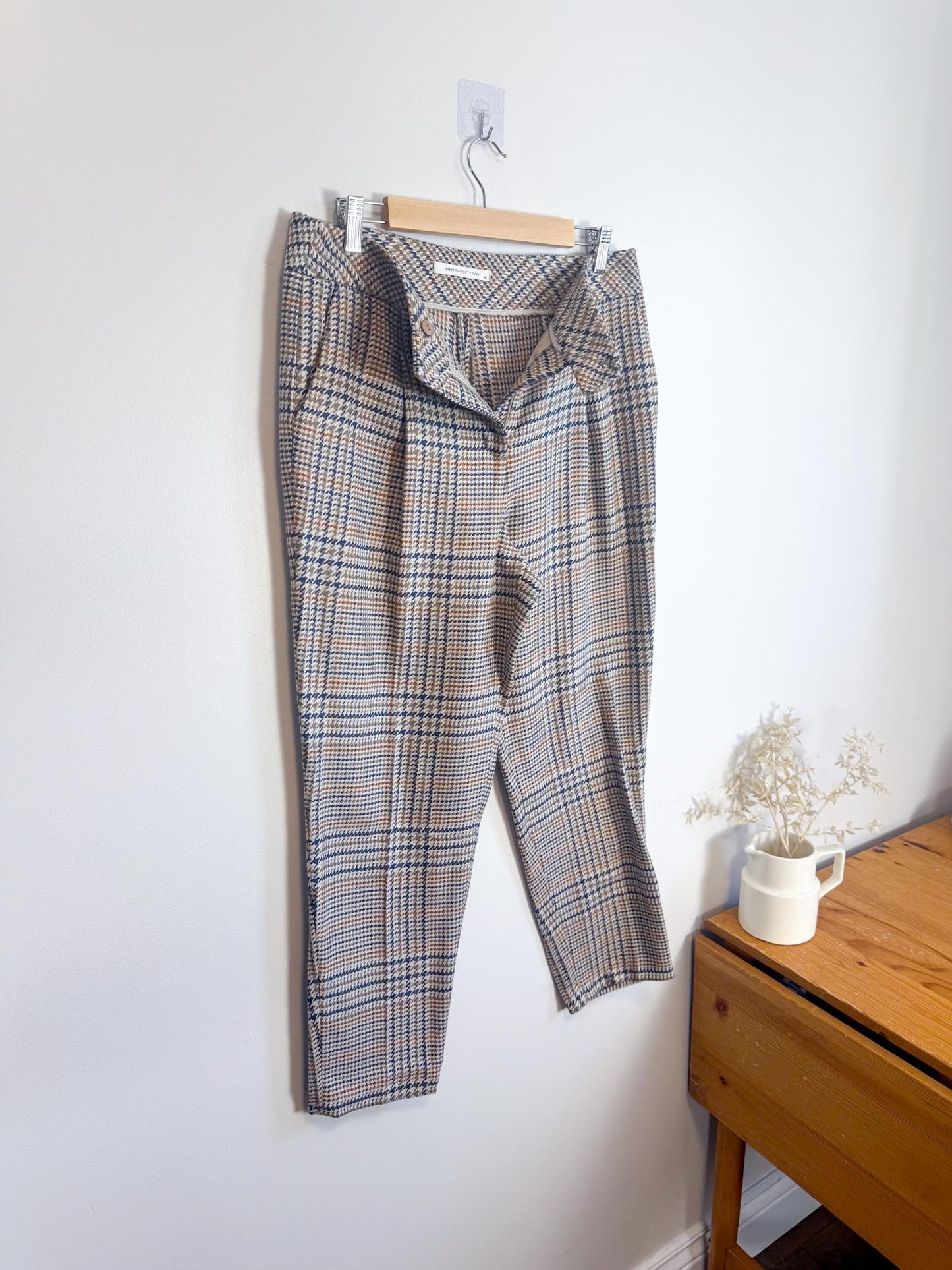 Perspective Trousers in Houndstooth Print (Size M/L)