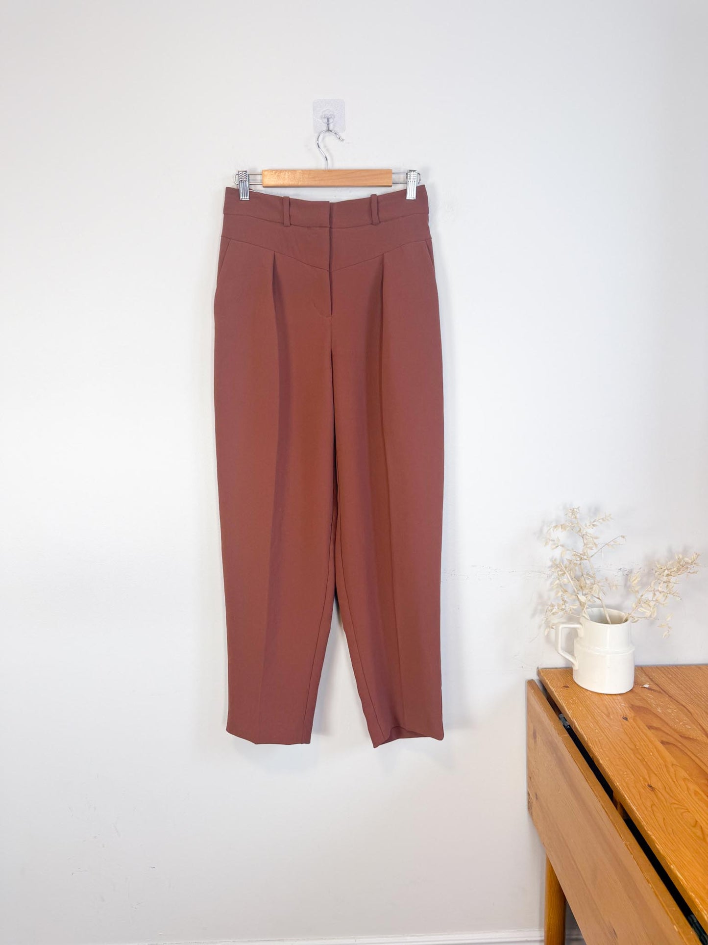 Wilfred High Rise Trousers in Brown (Size 6)