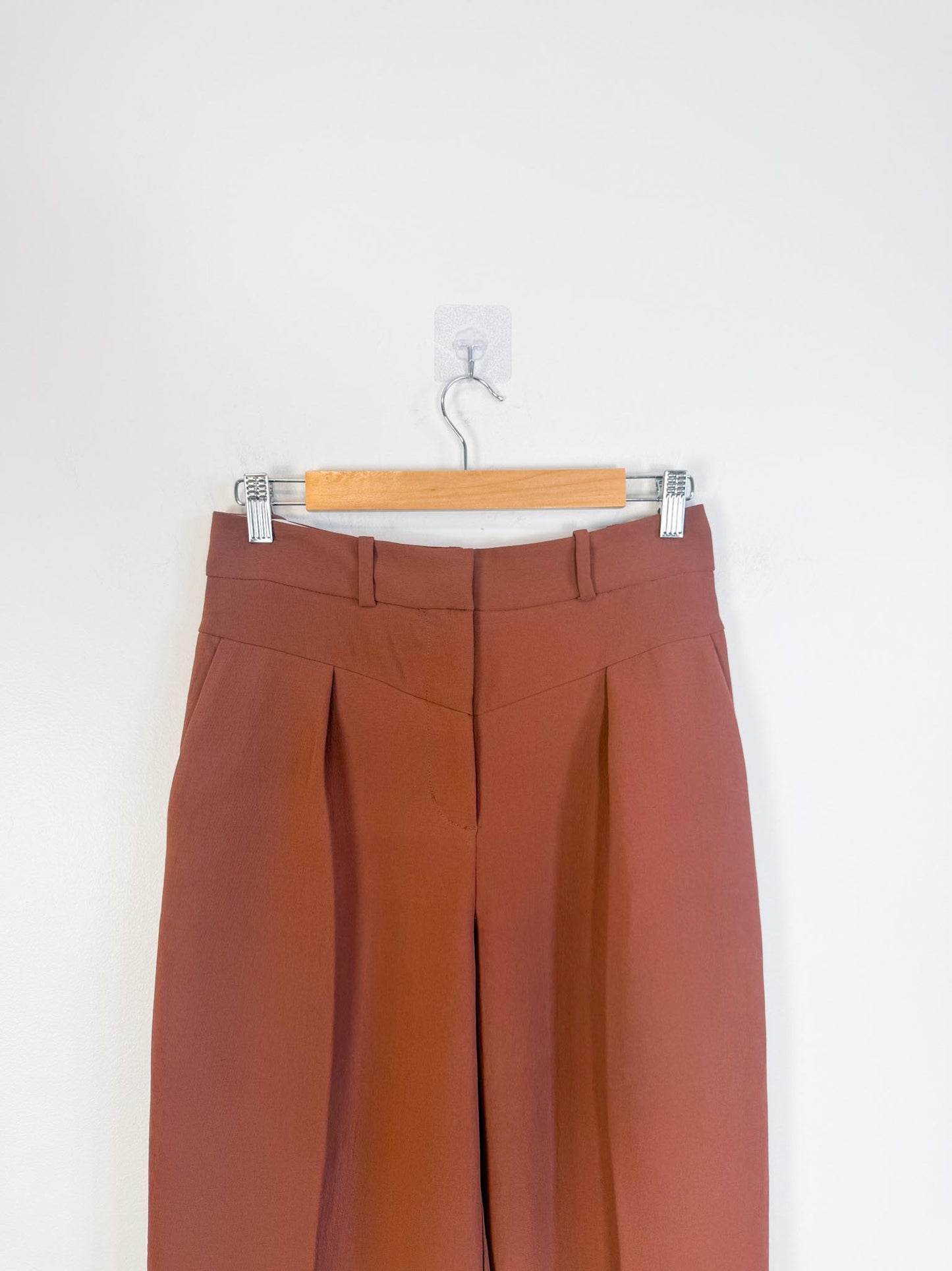 Wilfred High Rise Trousers in Brown (Size 6)