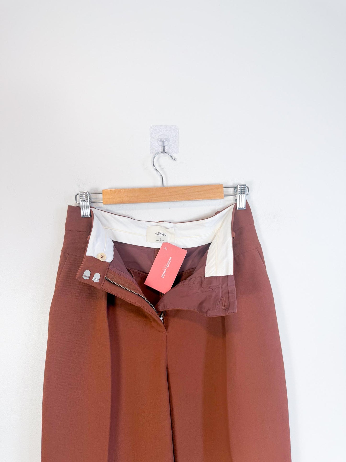 Wilfred High Rise Trousers in Brown (Size 6)