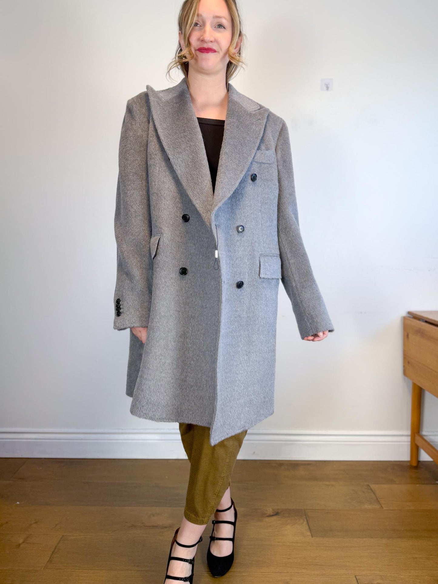 SUITSUPPLY Designer Llama Wool Peacoat in Grey (Size XL)