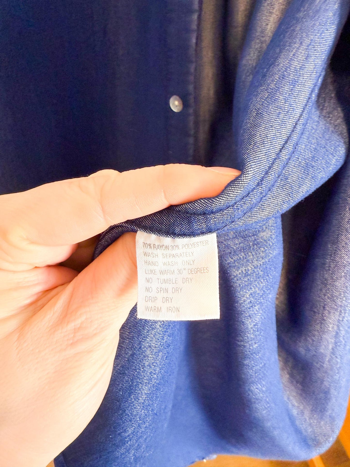 Vintage Nickleby’s UOMO Button Down in Dark Blue (Size L)